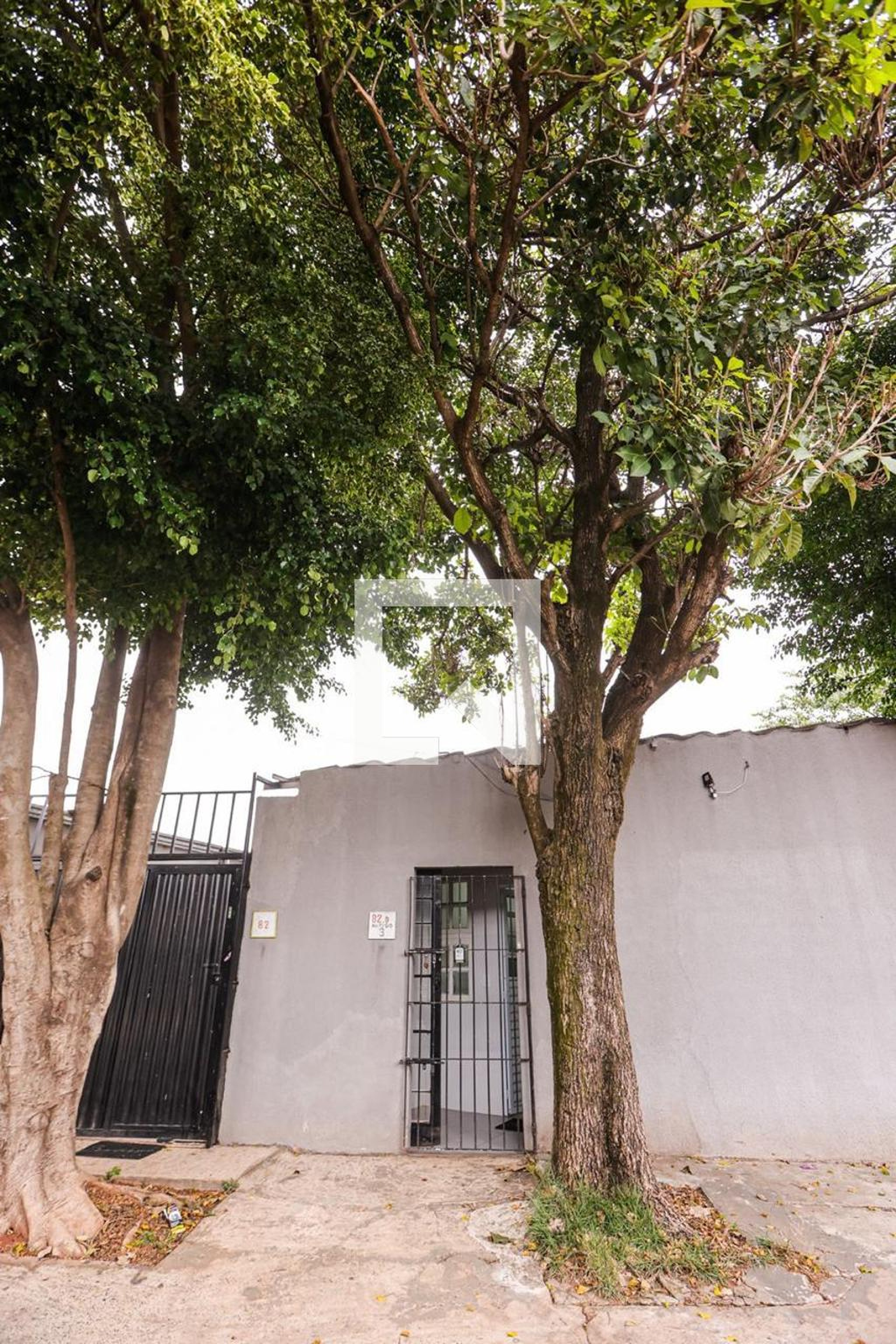 Fachada Condomínio em Rua Virgilio Mandelino Pinto, 82