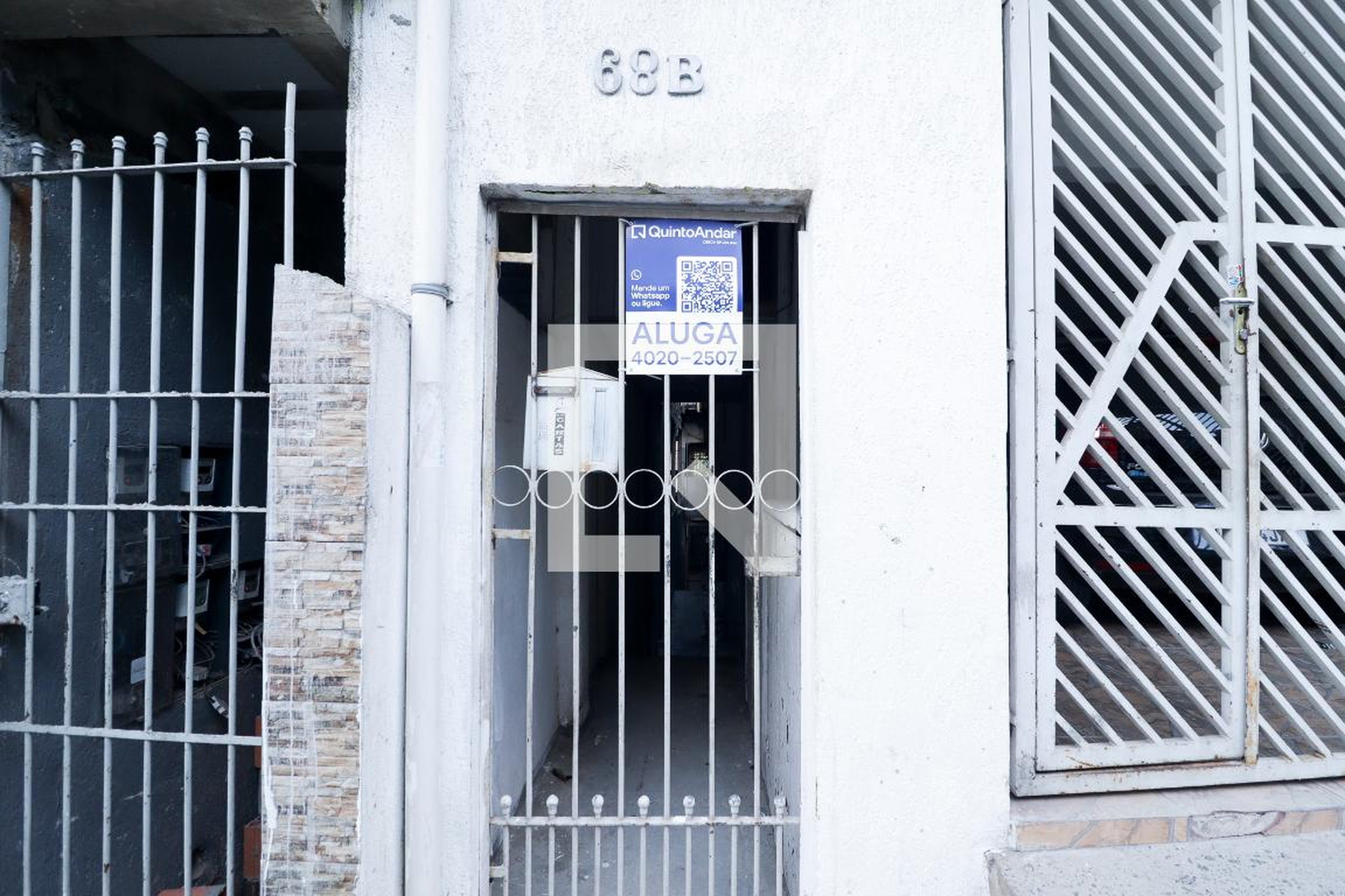 Fachada Condomínio em Rua Dom Carlos Gouveia, 68b