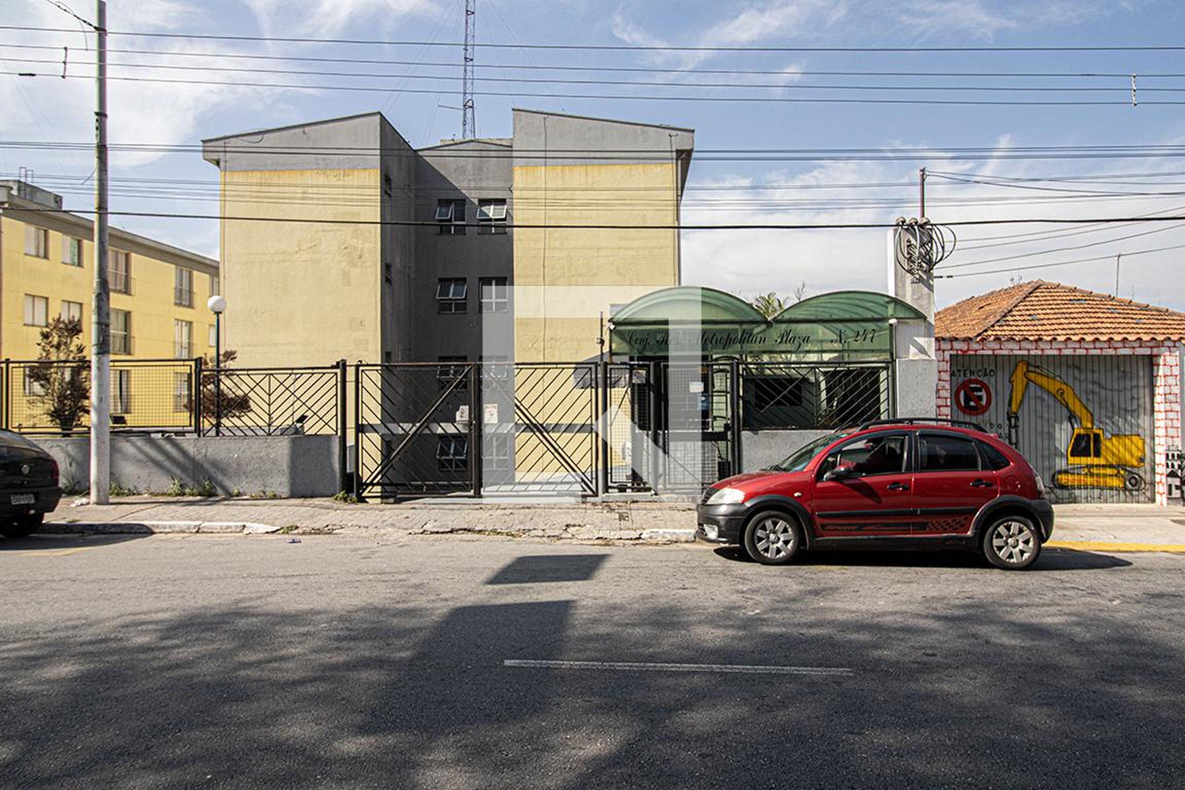 fachada Condomínio Conjunto Residencial Metropolitan Plaza
