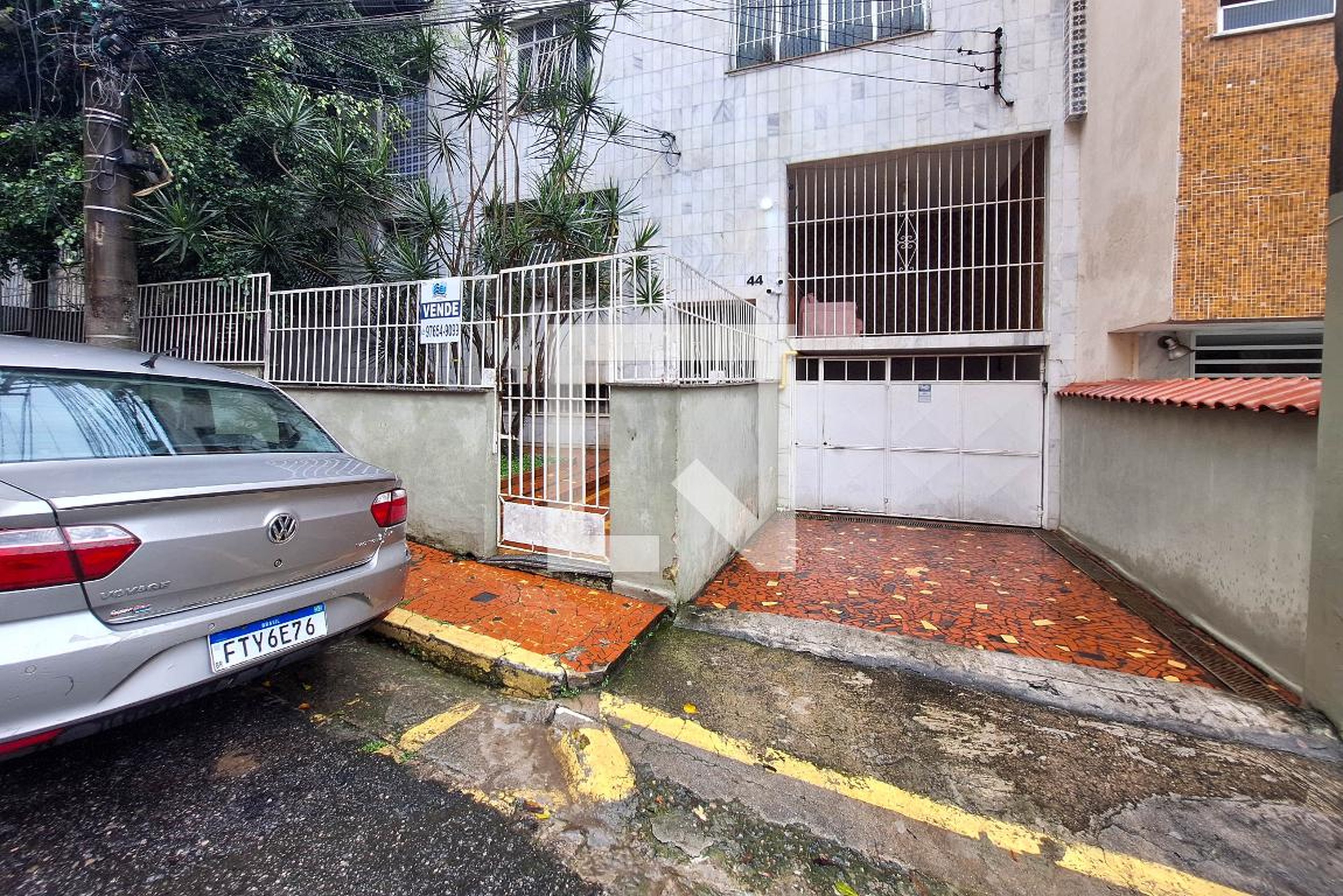 Fachada Condomínio em Rua Dionísio Erthal, 44