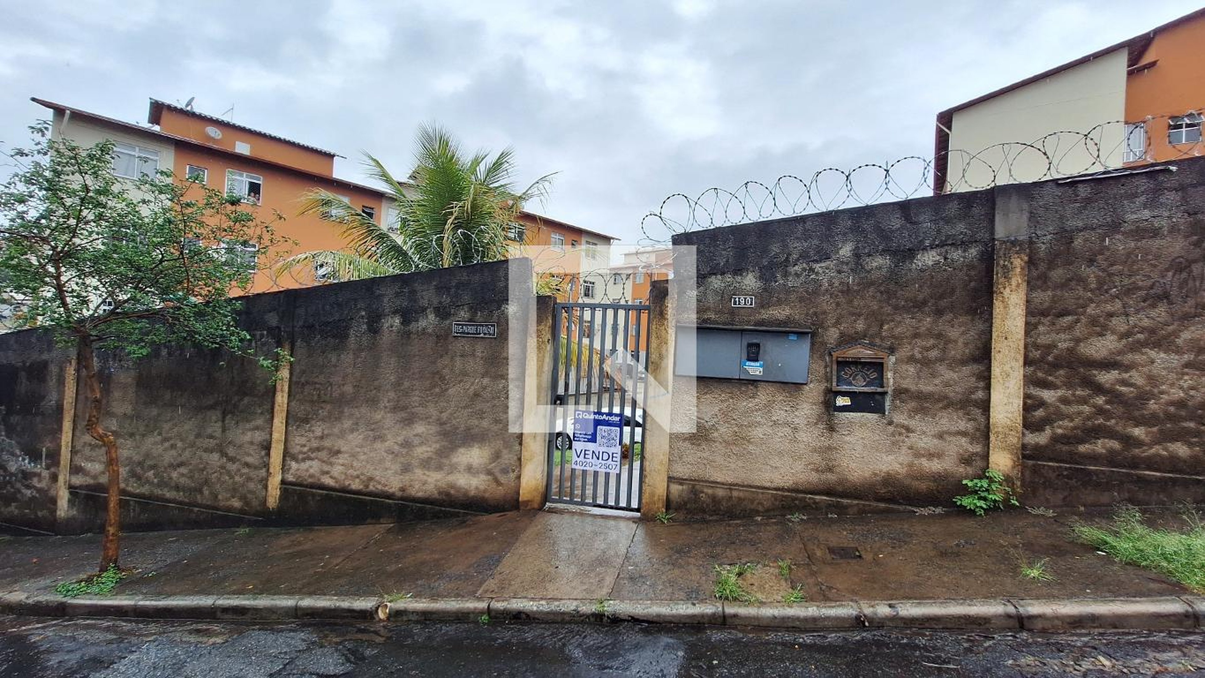 Fachada Residencial Parque Royal 2