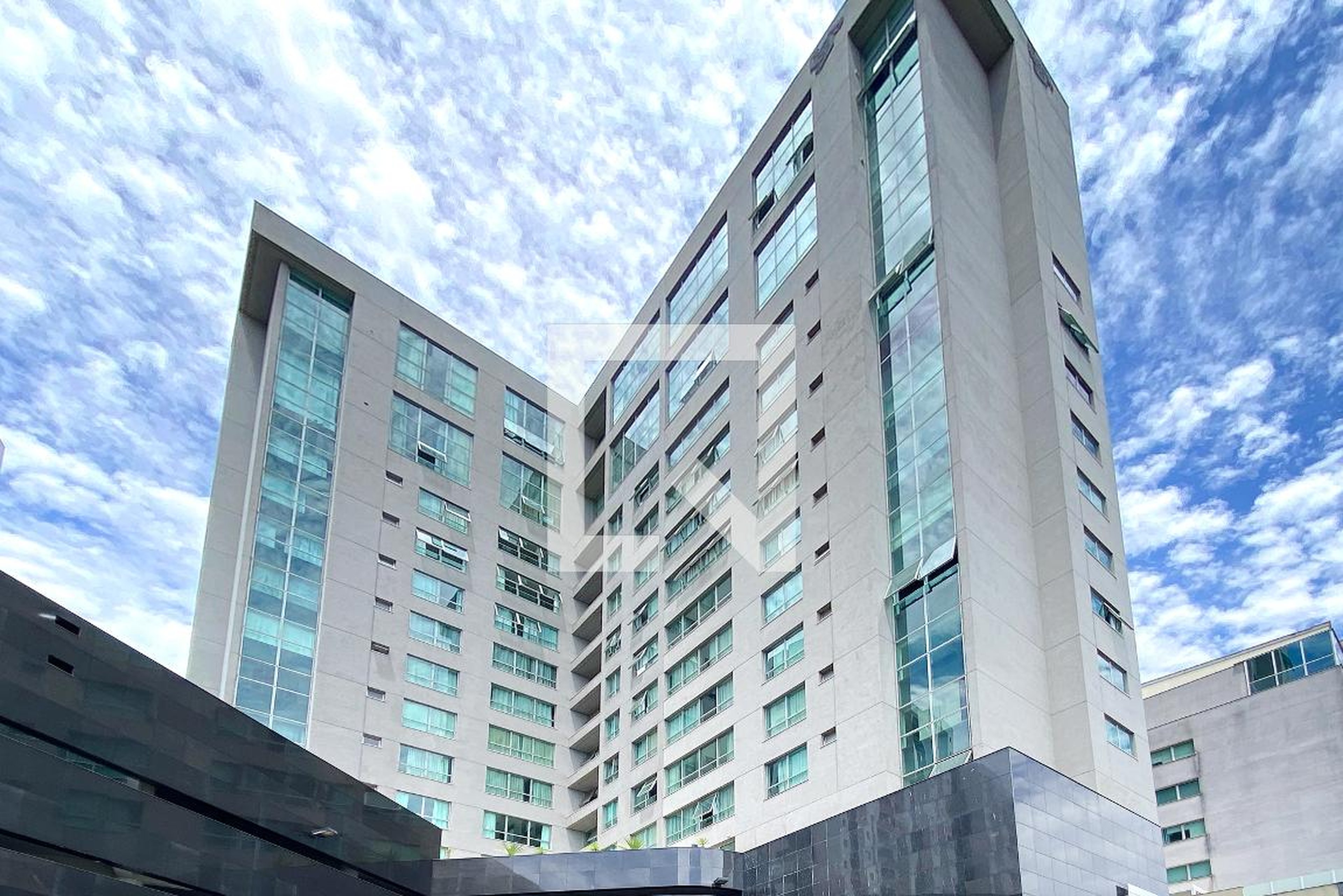 Fachada Edifício Yourself