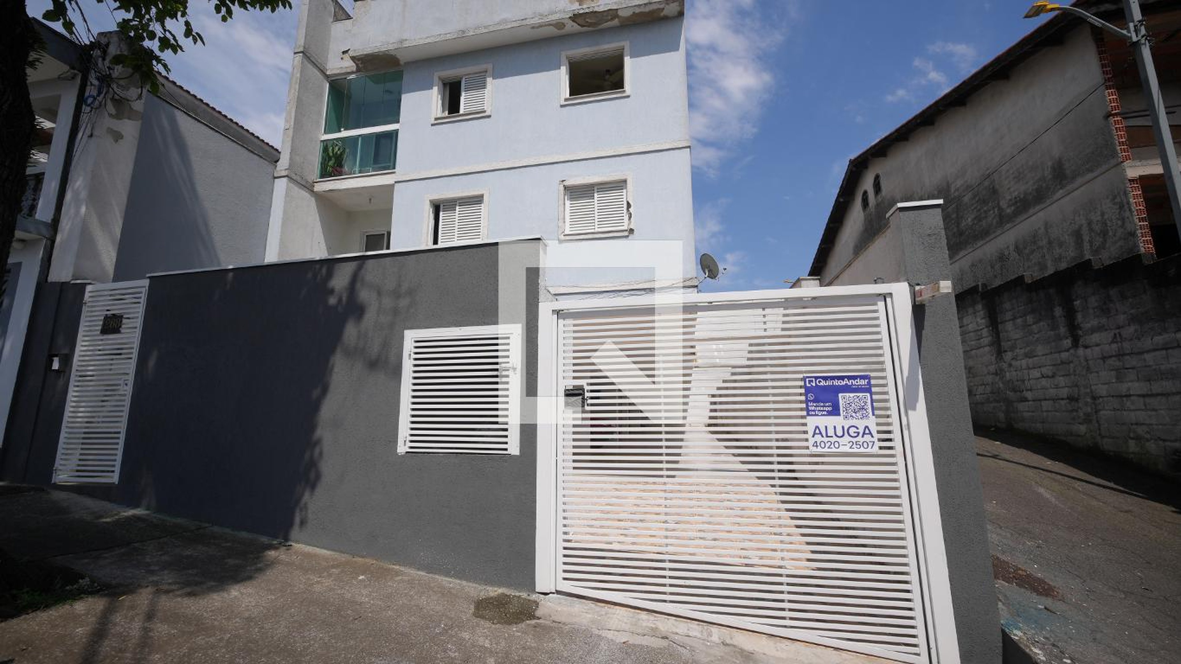 Fachada do Prédio Condomínio em Rua Balaclava, 1268