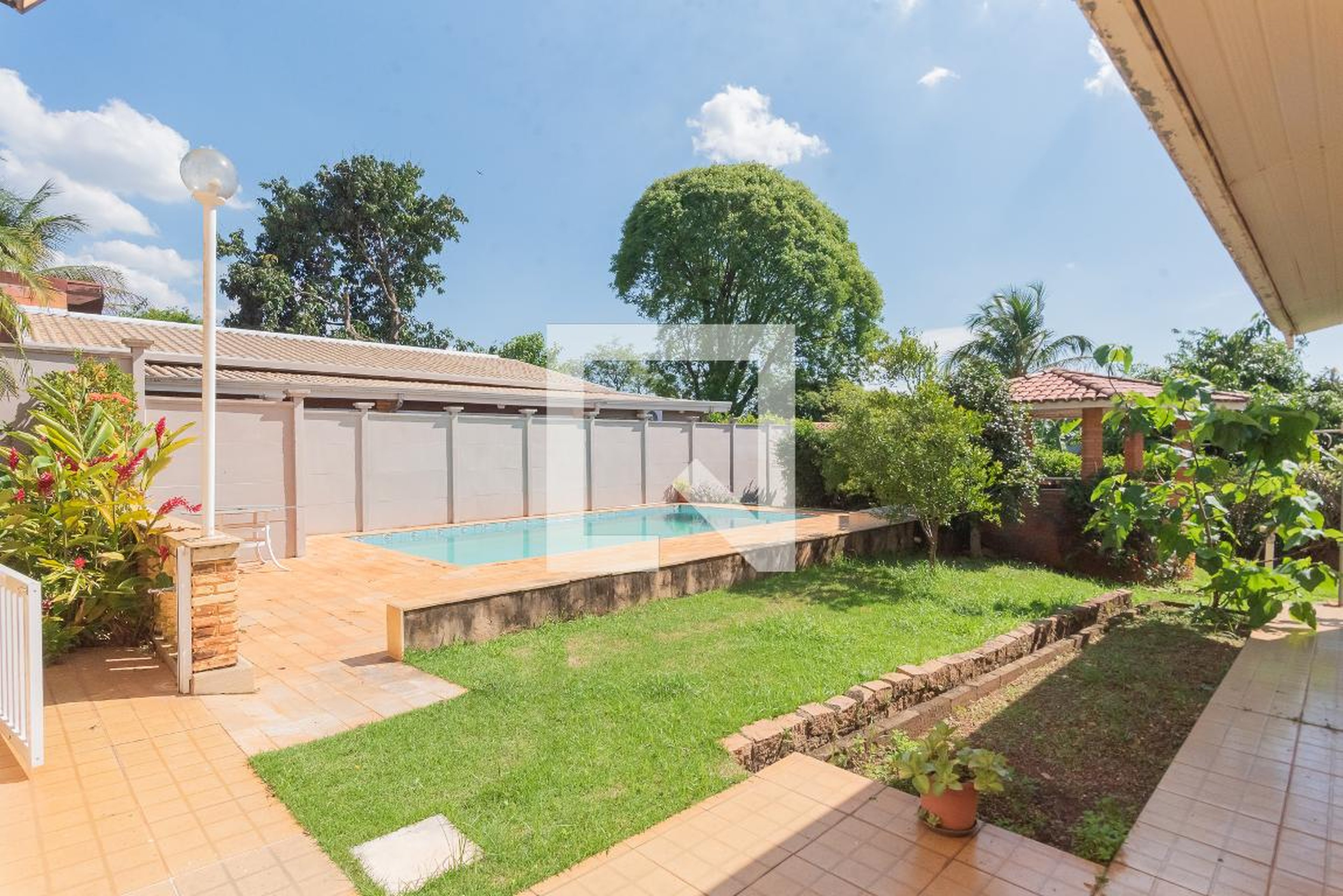 Piscina - Residencial Xangrilá