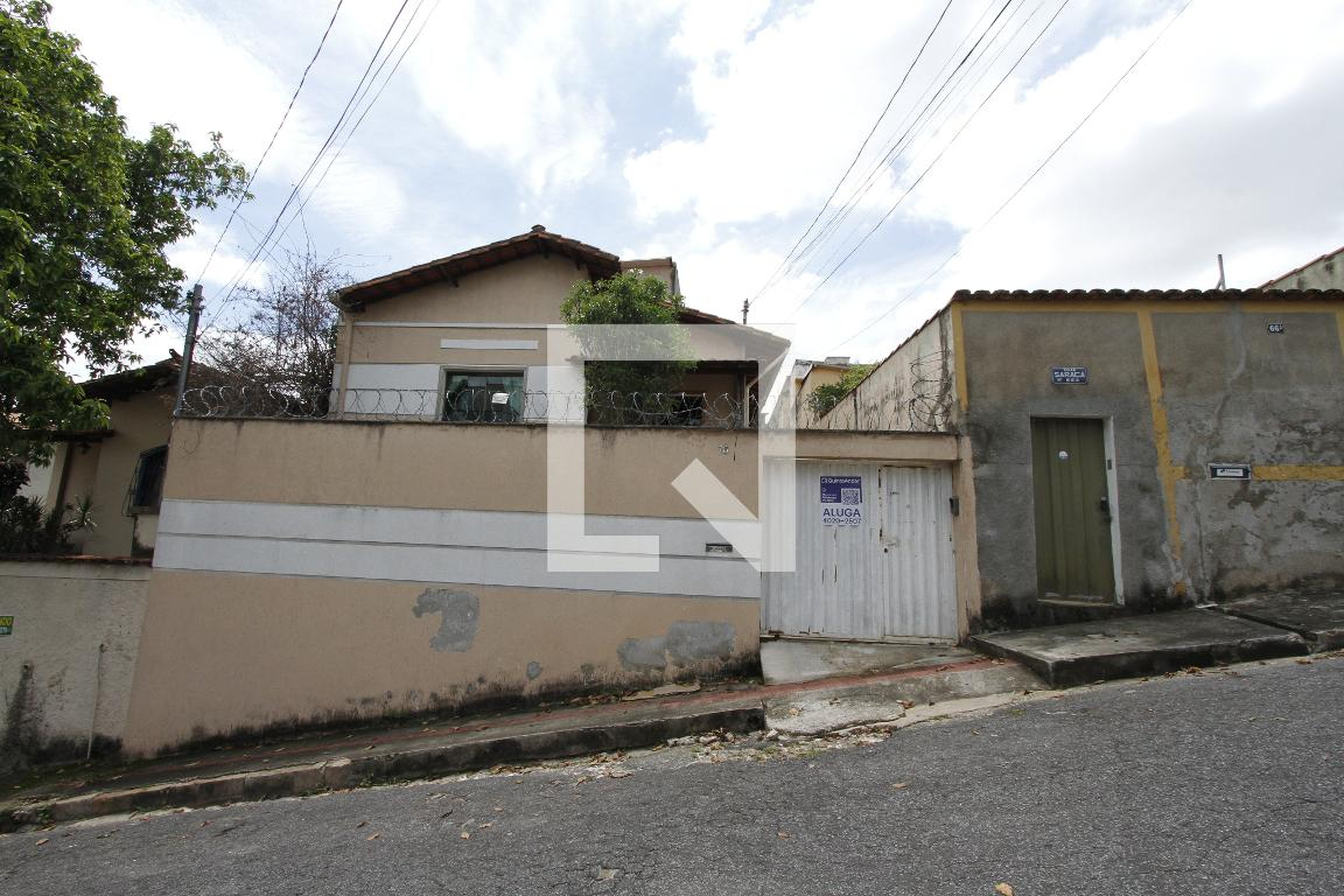 Fachada Condomínio em Rua Saracá, 76