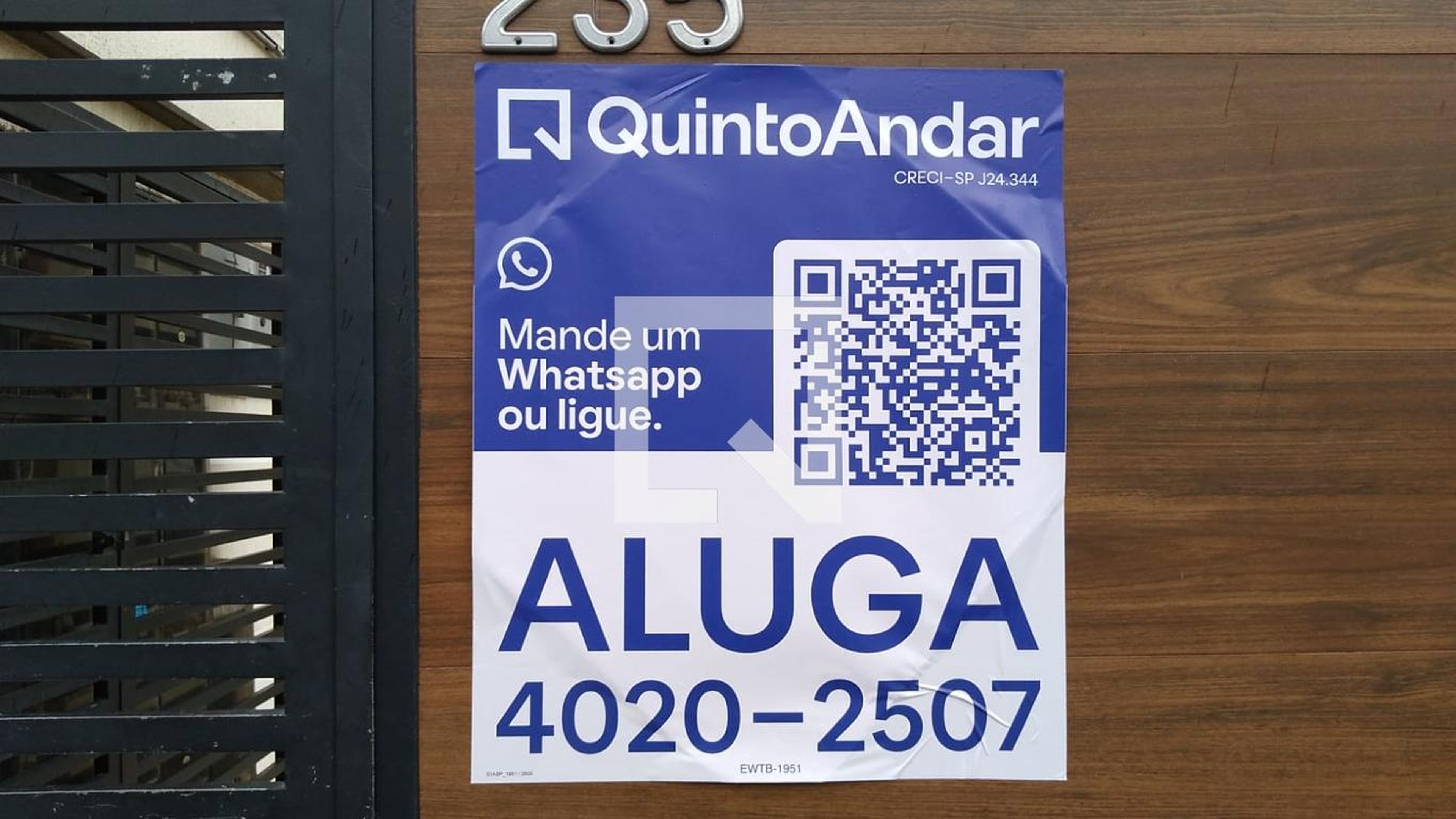 Fachada Condomínio em Rua Juncal, 235