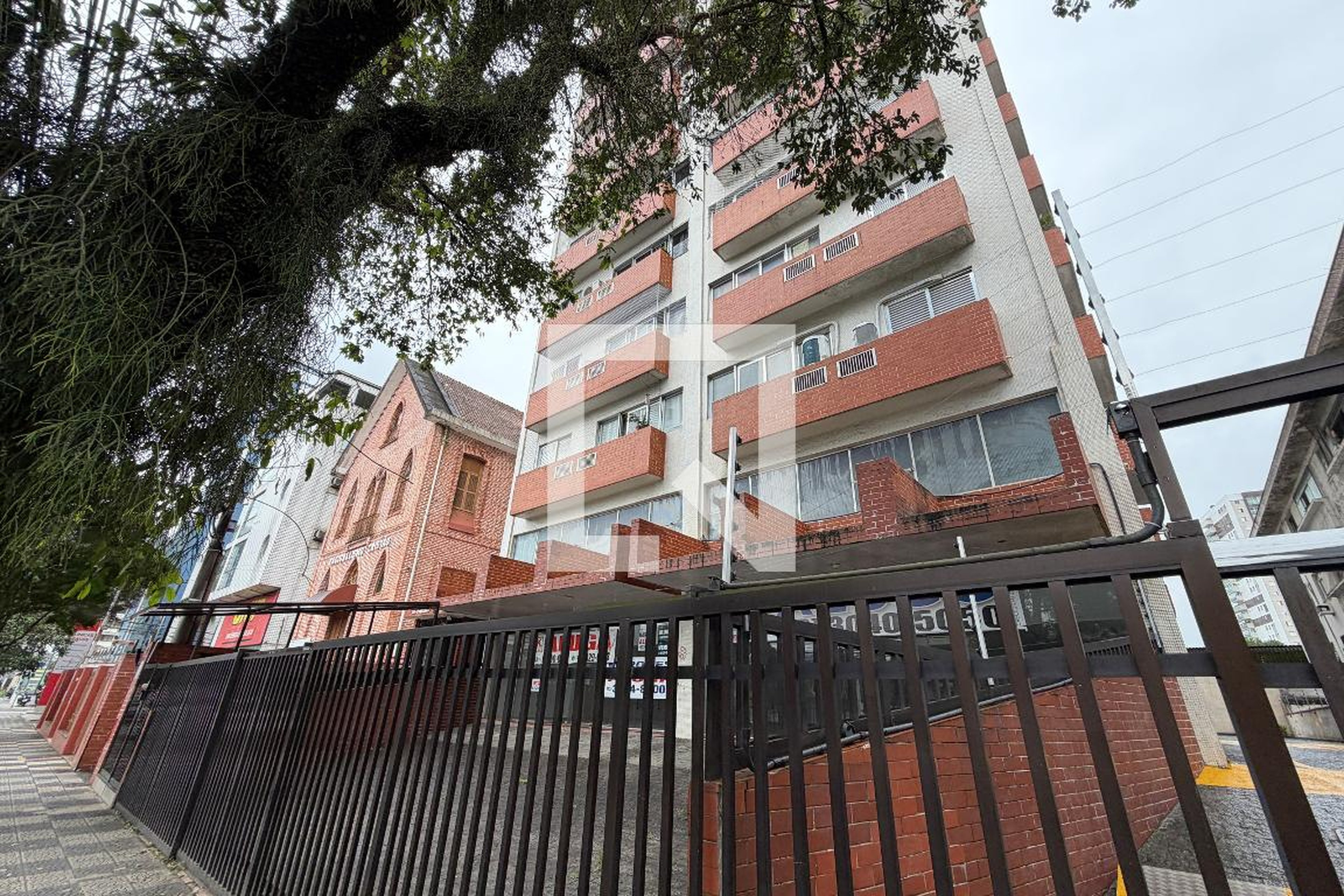 Fachada Condomínio Calçada