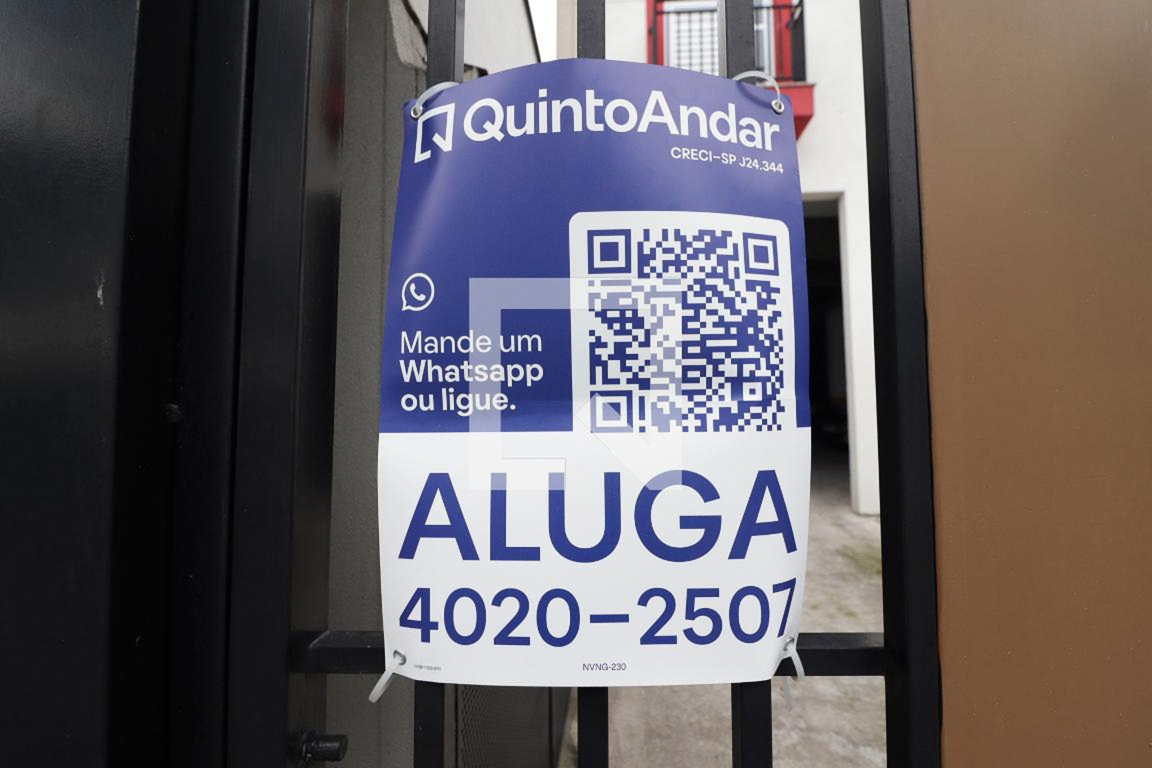 Fachada Condomínio em Rua Epopeo, 99