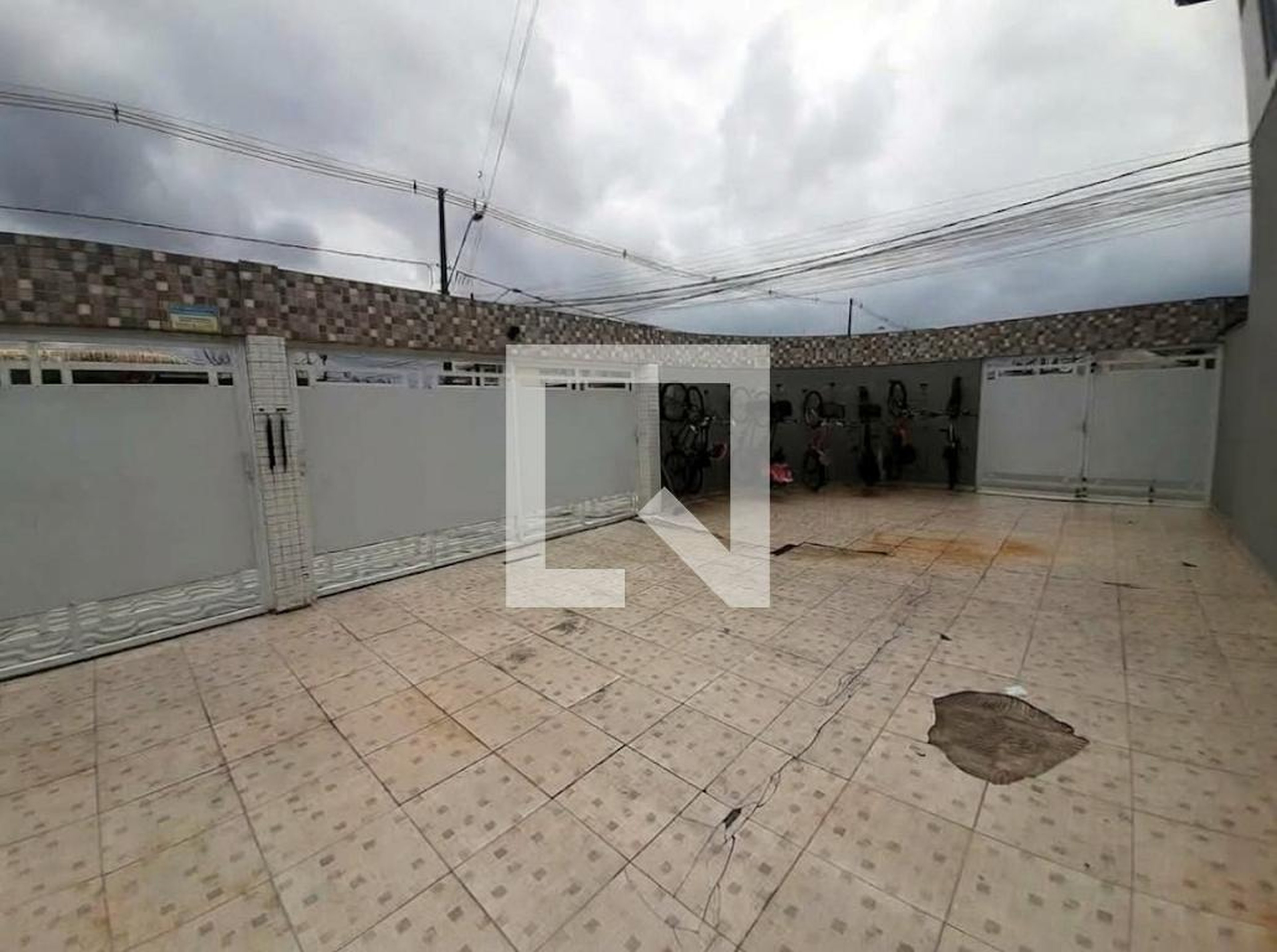 Área externa Condomínio em Avenida Jairo de Camargo Martins, 499