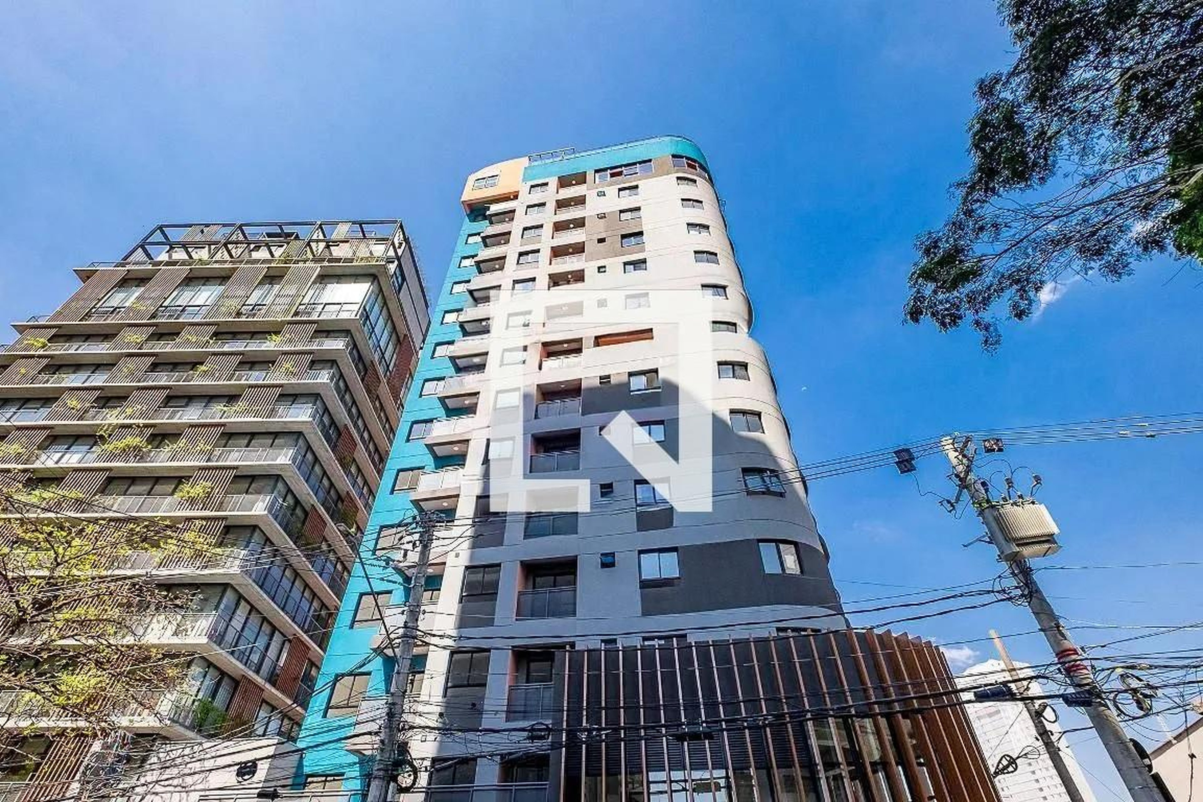 Fachada Condomínio em Rua Harmonia, 1226