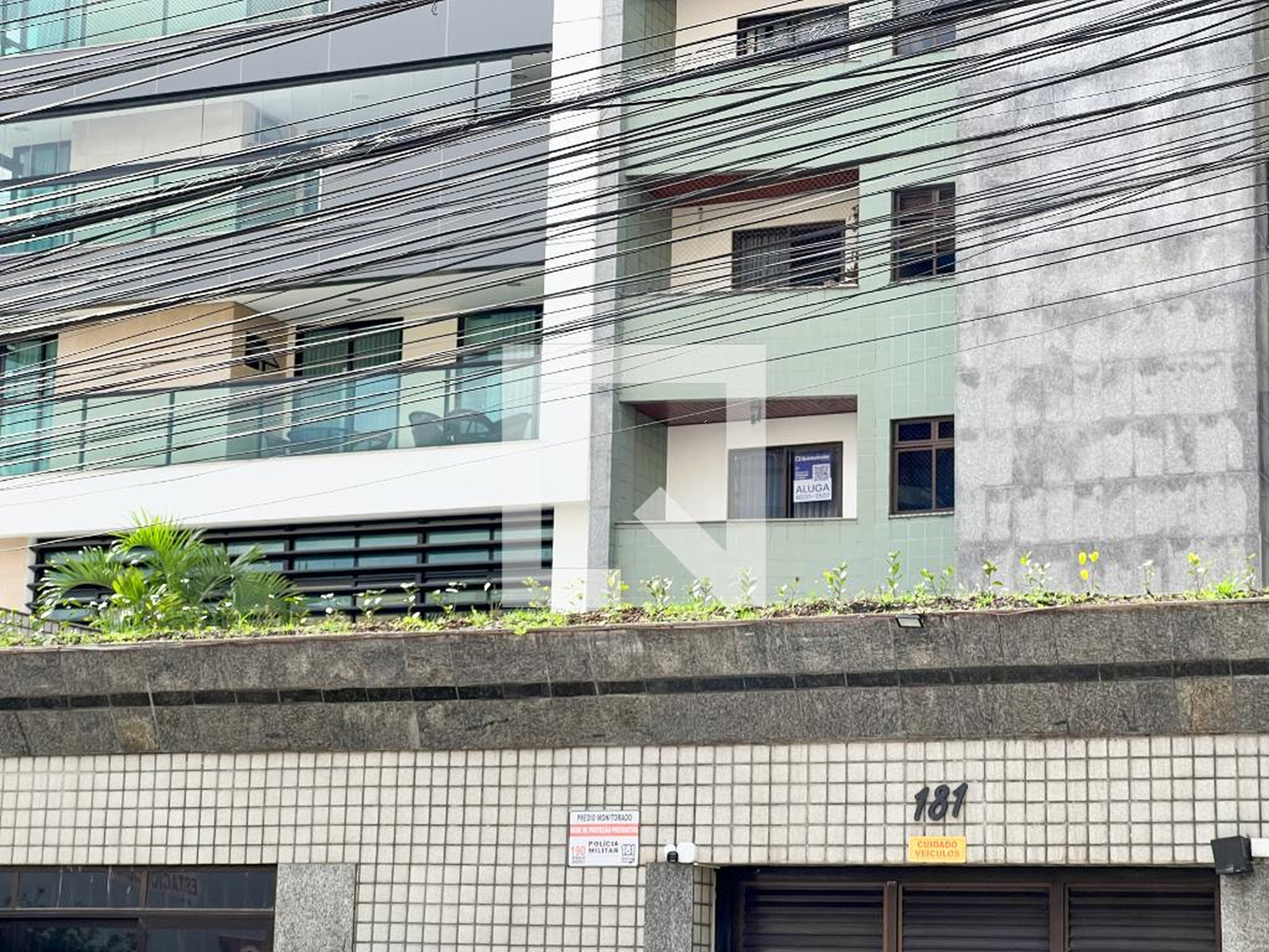 Fachada do Prédio Condomínio em Rua Delfim Moreira, 181