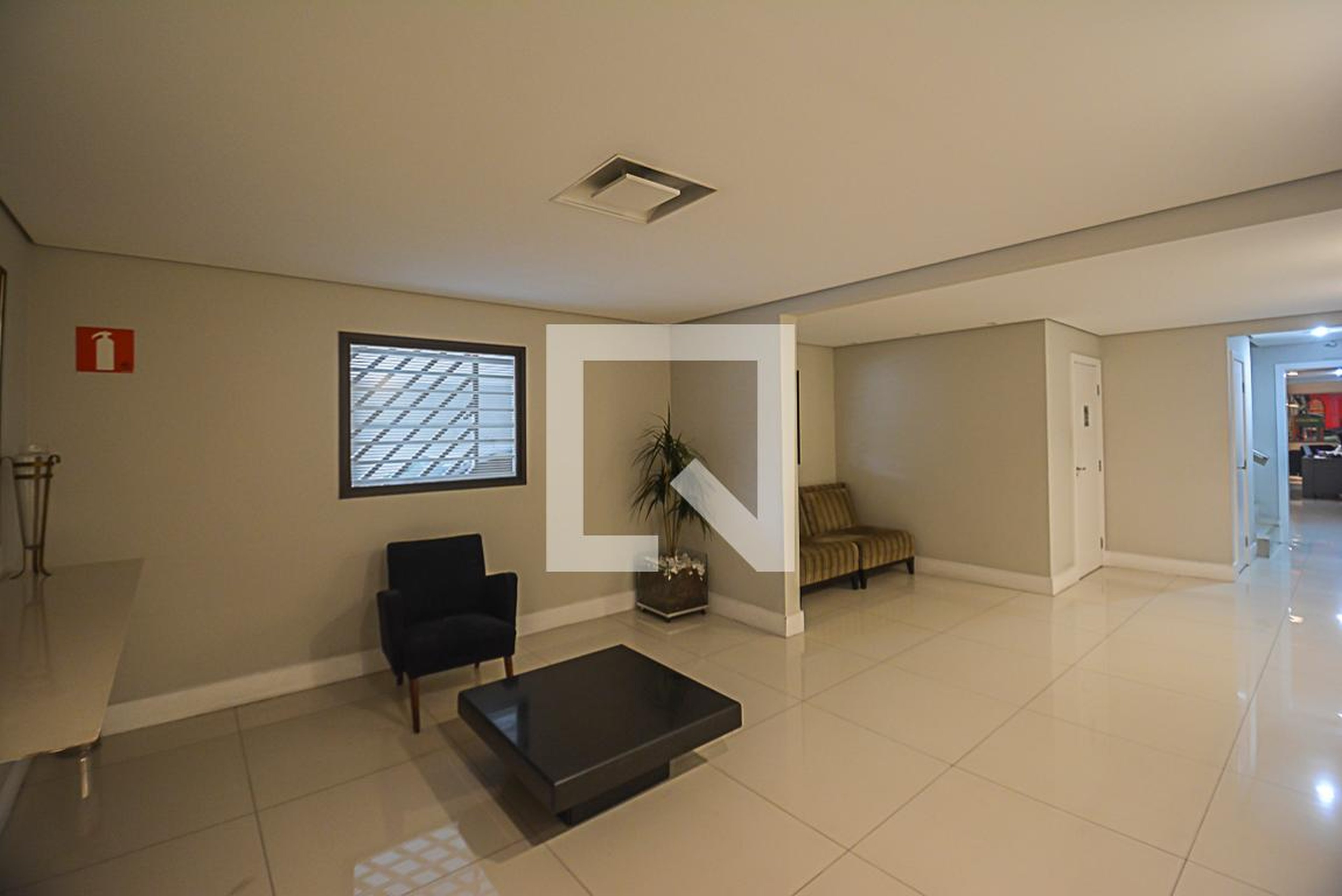 Hall de entrada Condomínio em Avenida Antártico, 271