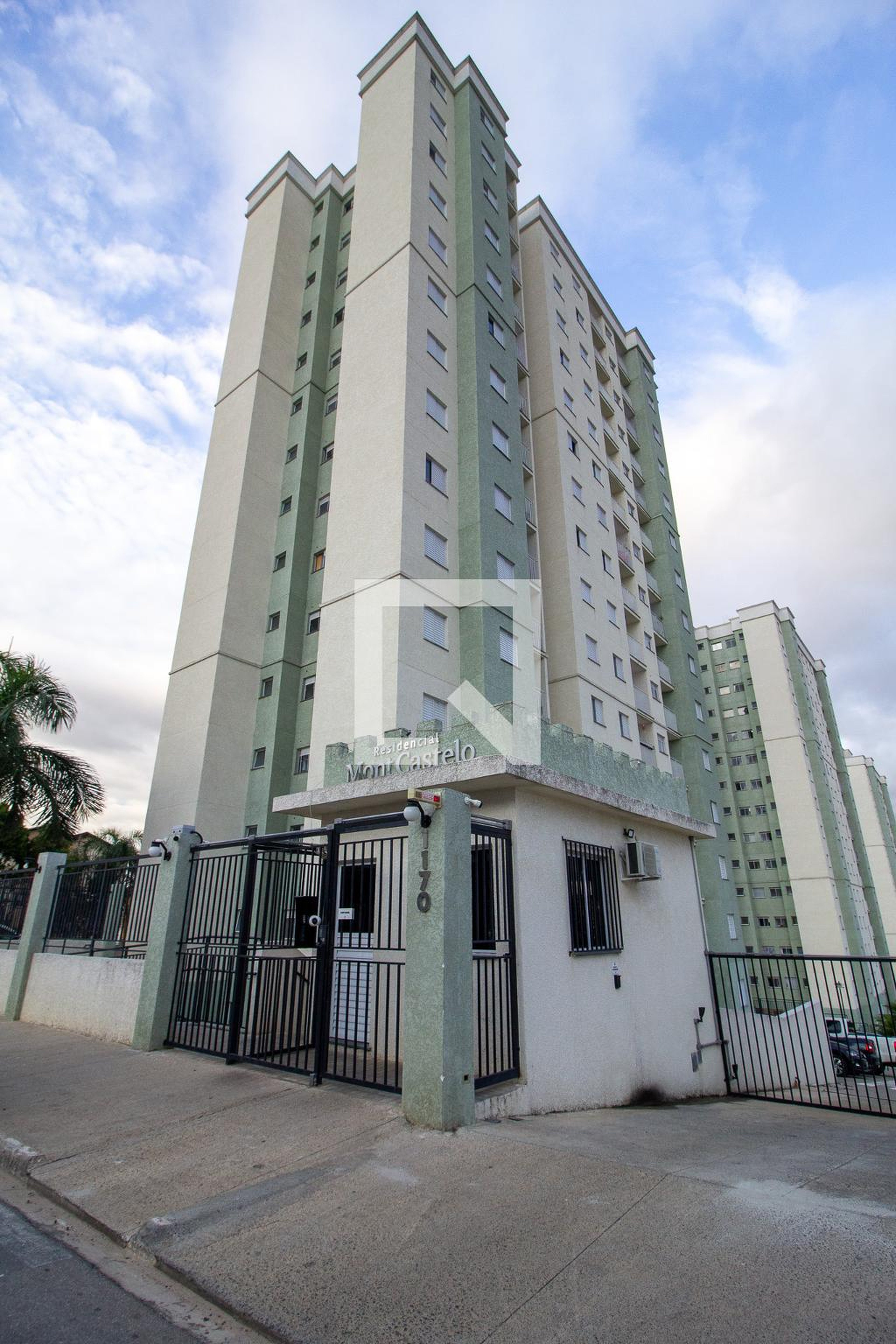 Fachada Residencial Monte Castelo
