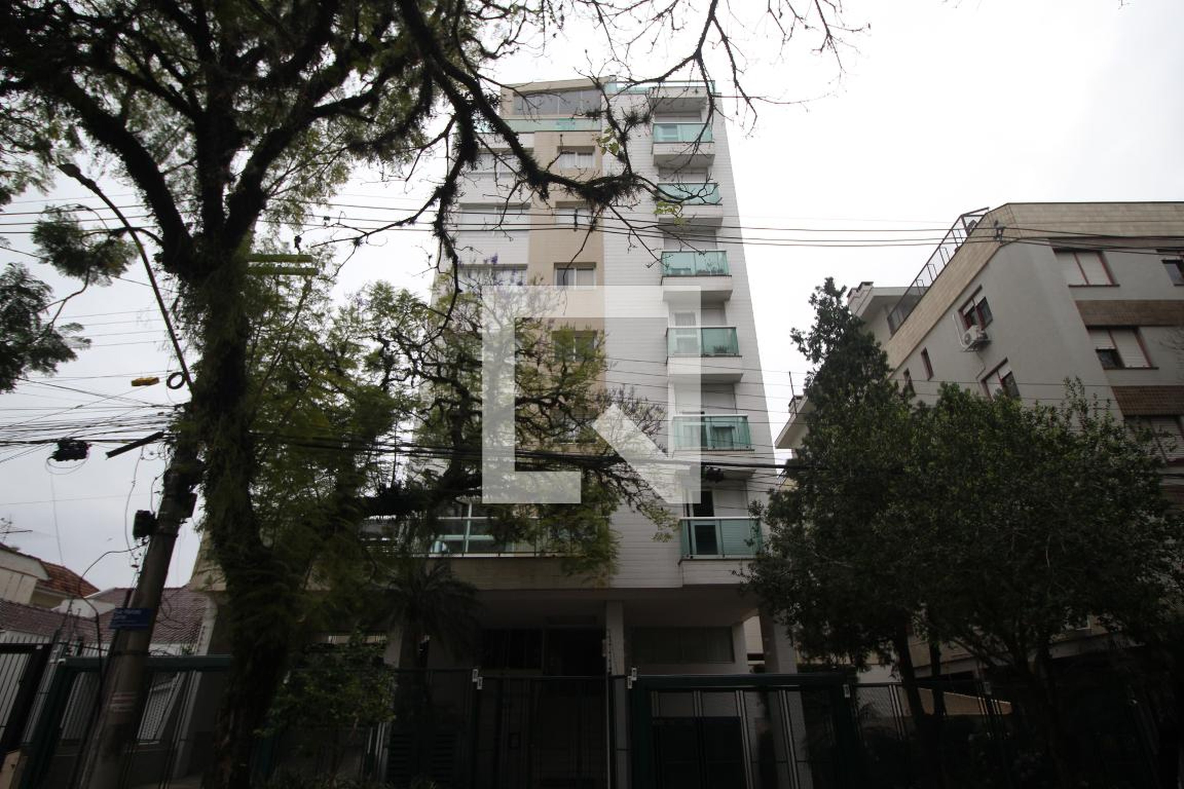 Fachada Condomínio em Rua Marcelo Gama, 299