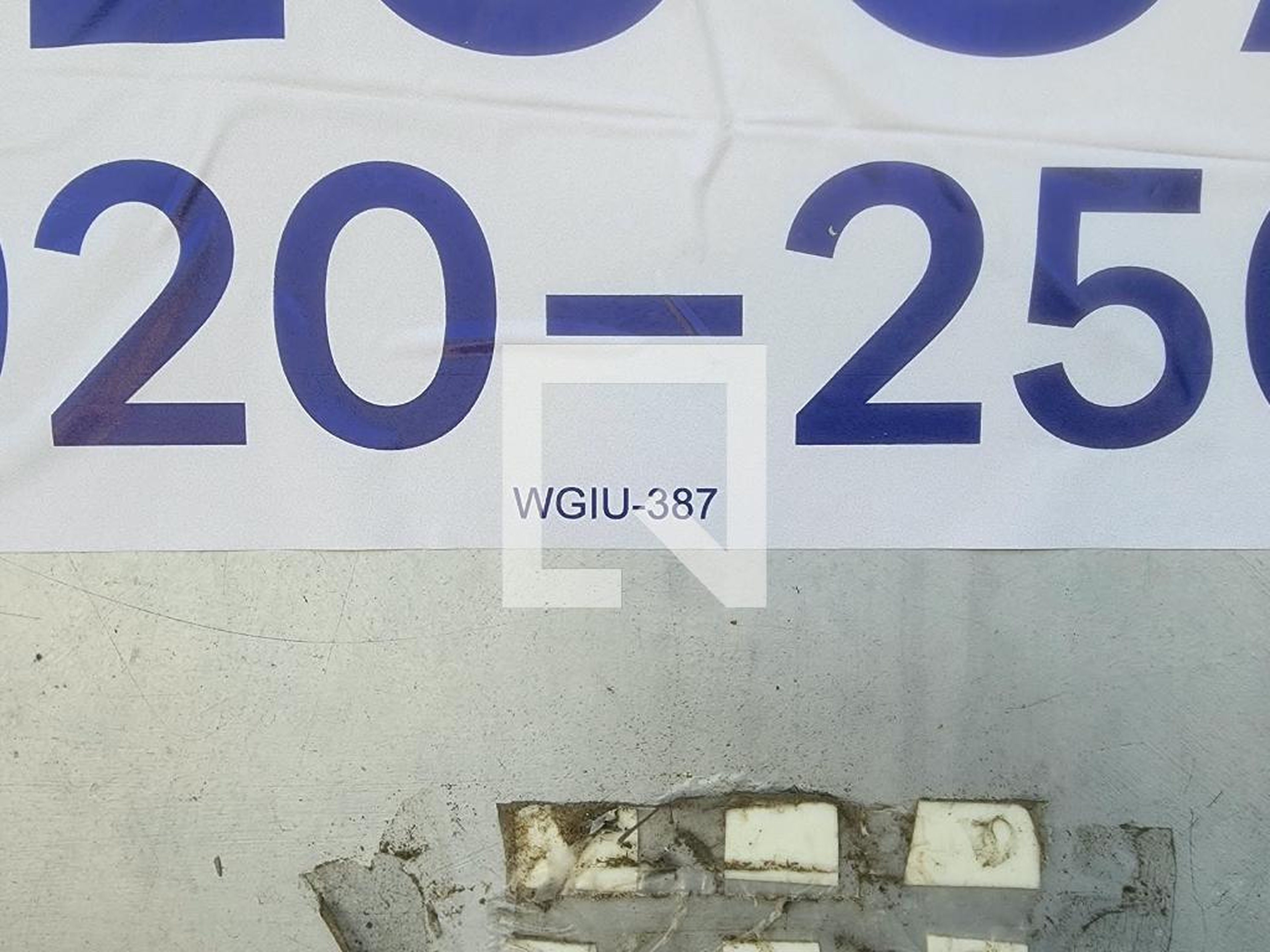 Fachada Condomínio em Rua Rigel Pacca Corrêa, 75