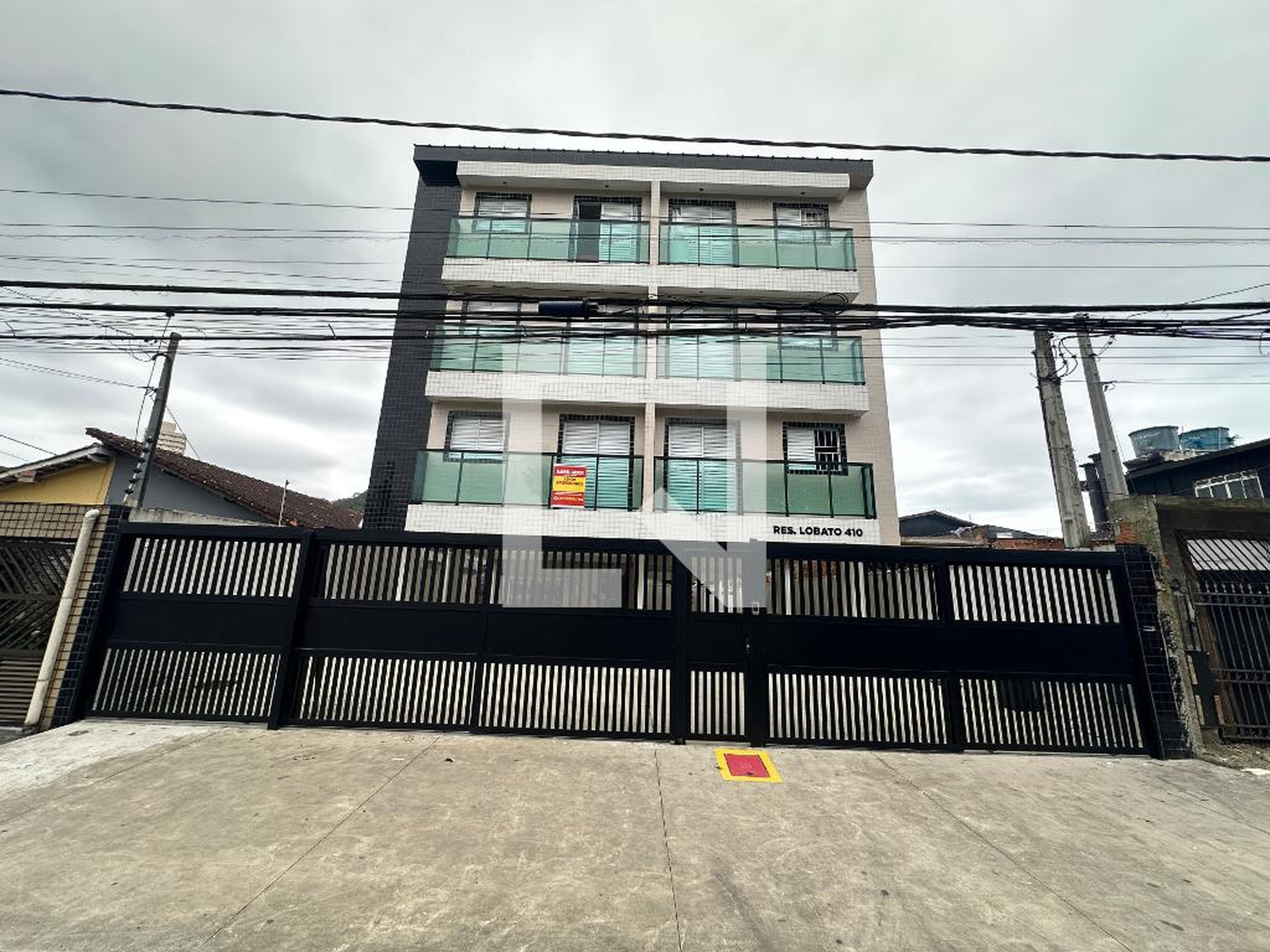Fachada Condomínio em Avenida Monteiro Lobato, 410