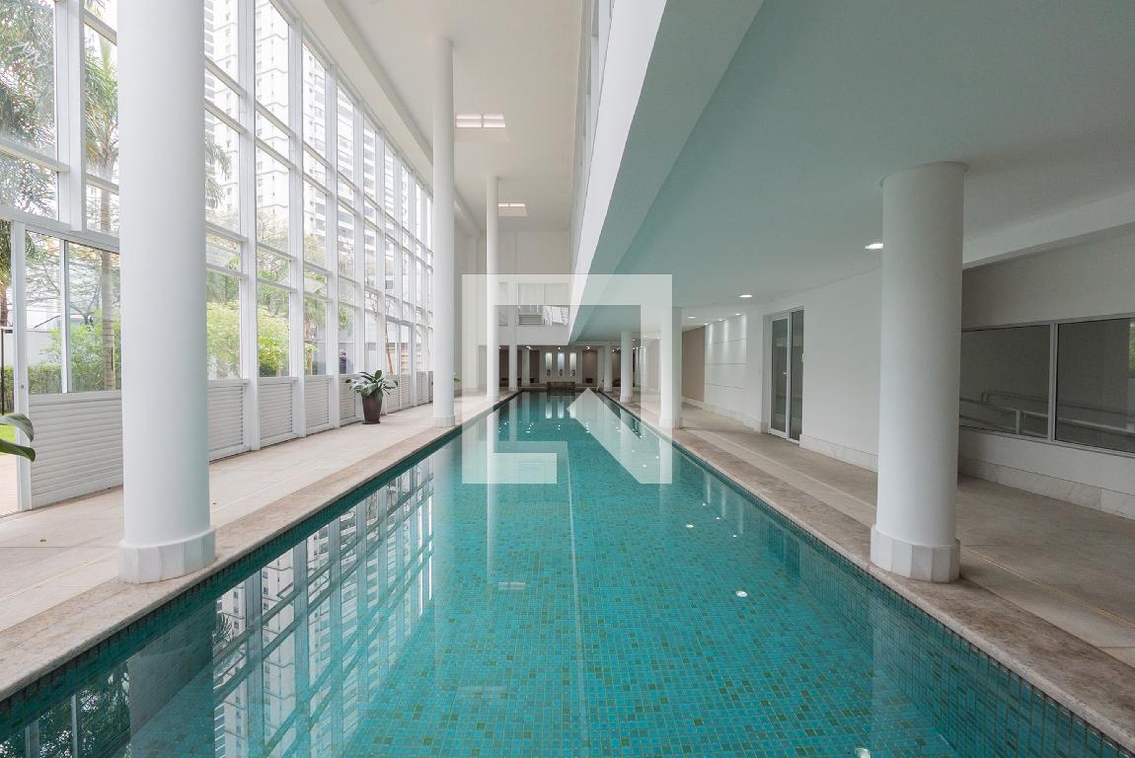 Piscina Coberta - Beat