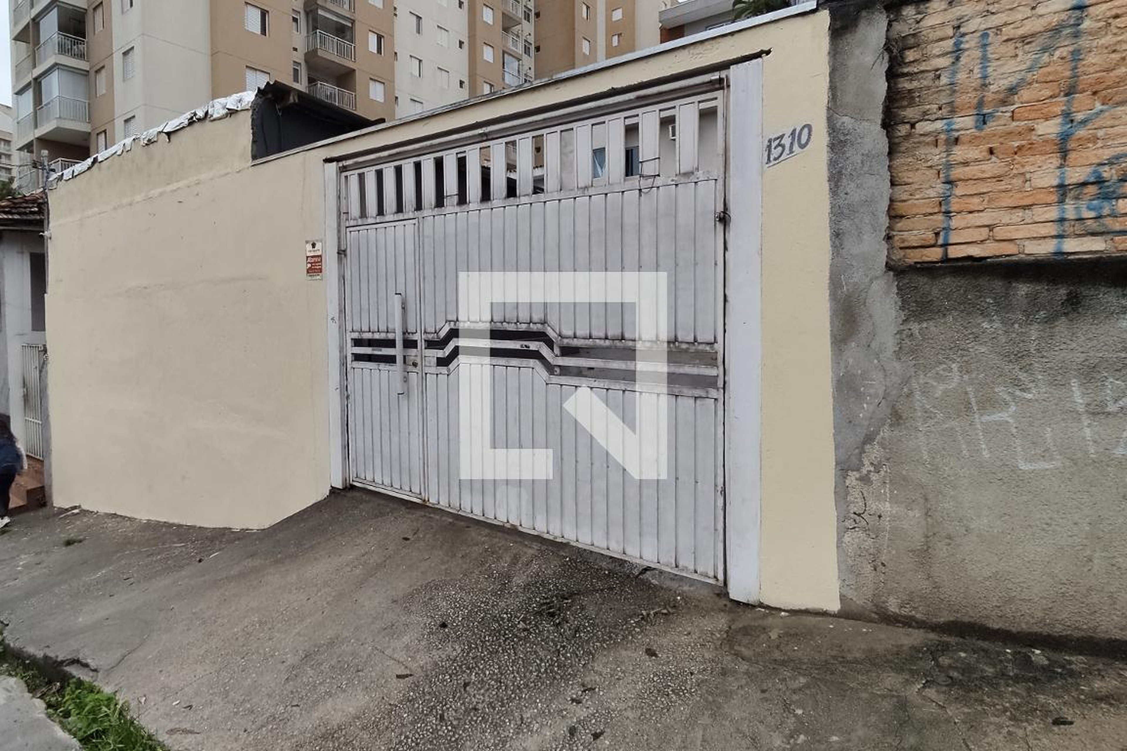 Fachada Condomínio em Rua Nossa Senhora da Saúde, 1310
