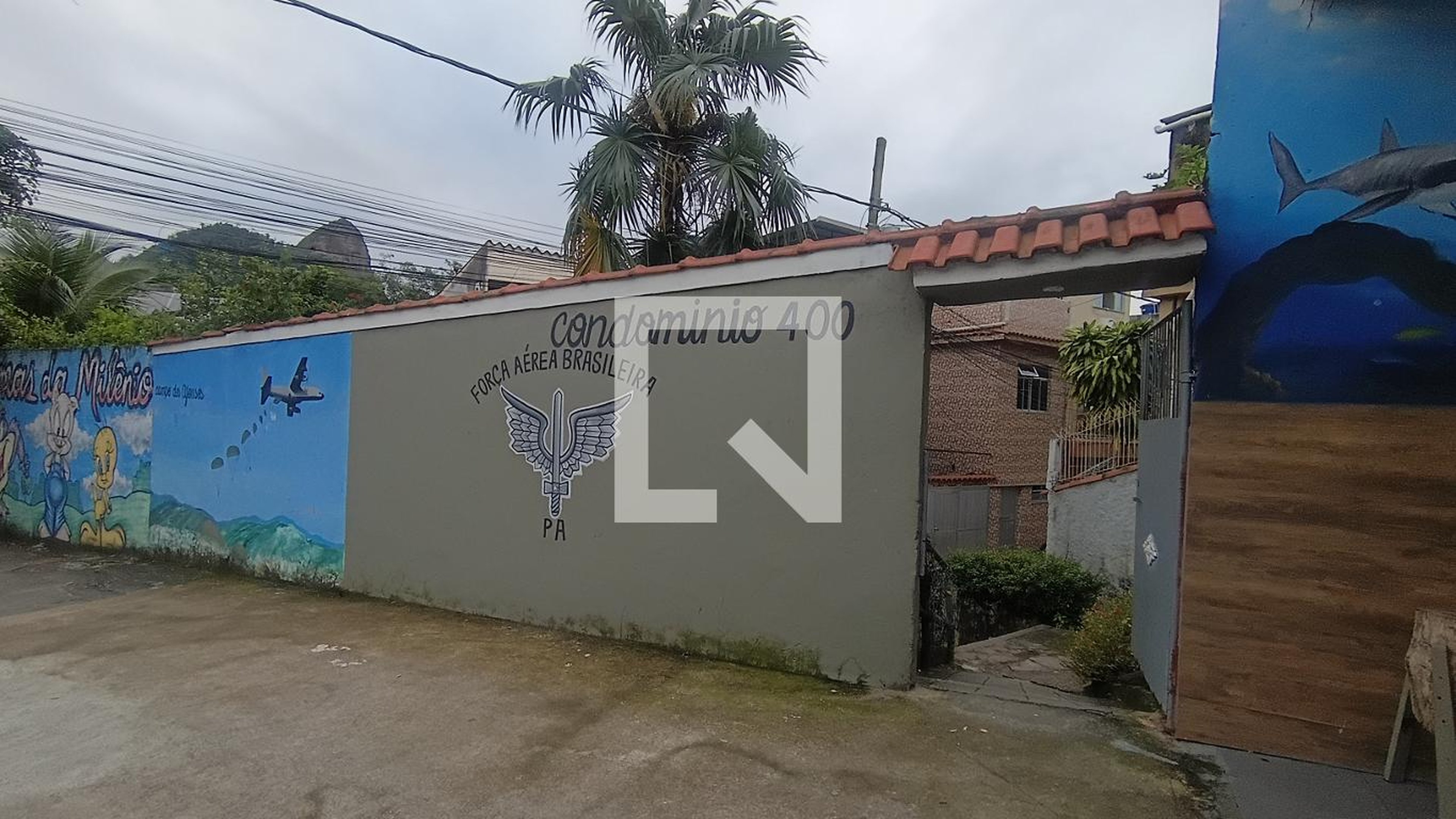 Fachada Condomínio em Rua da Reverência, 400