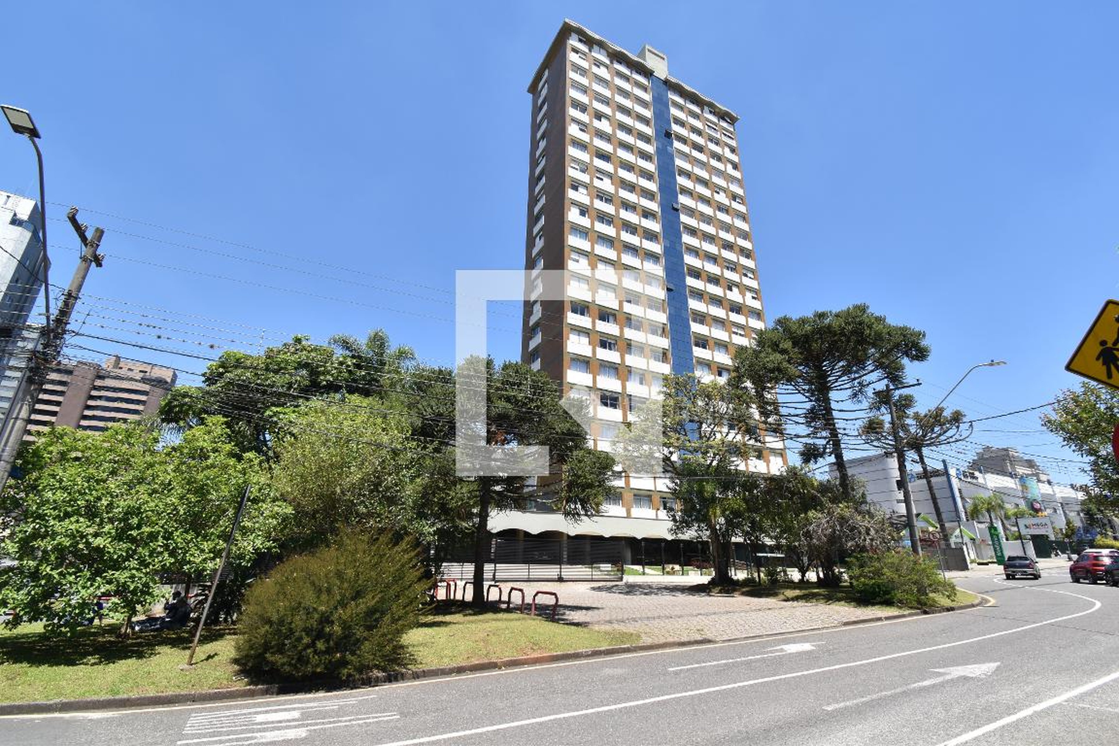 Fachada do condomínio Edifício Dona Amélia
