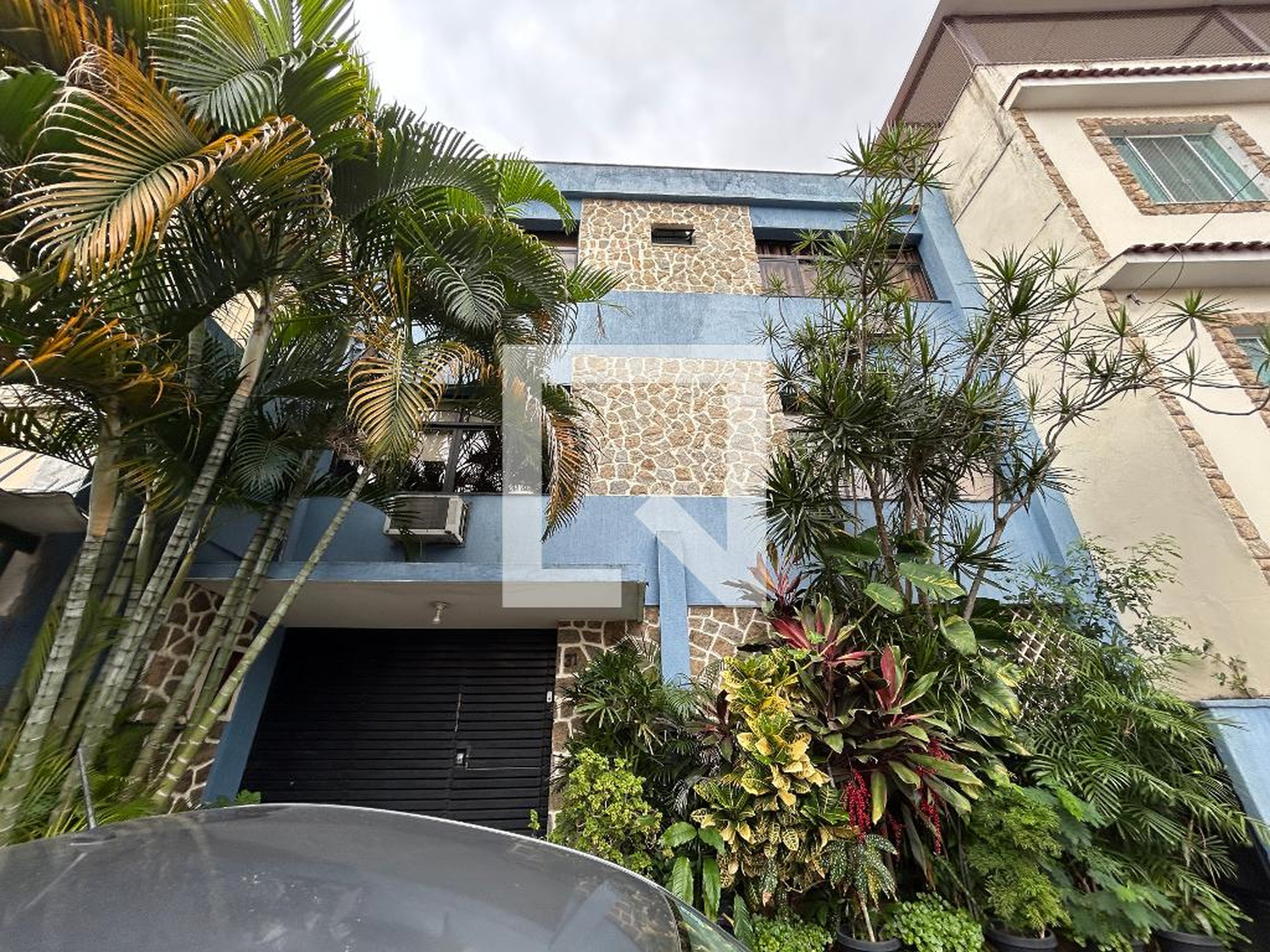 Fachada Condomínio em Vila Coqueiral, 20
