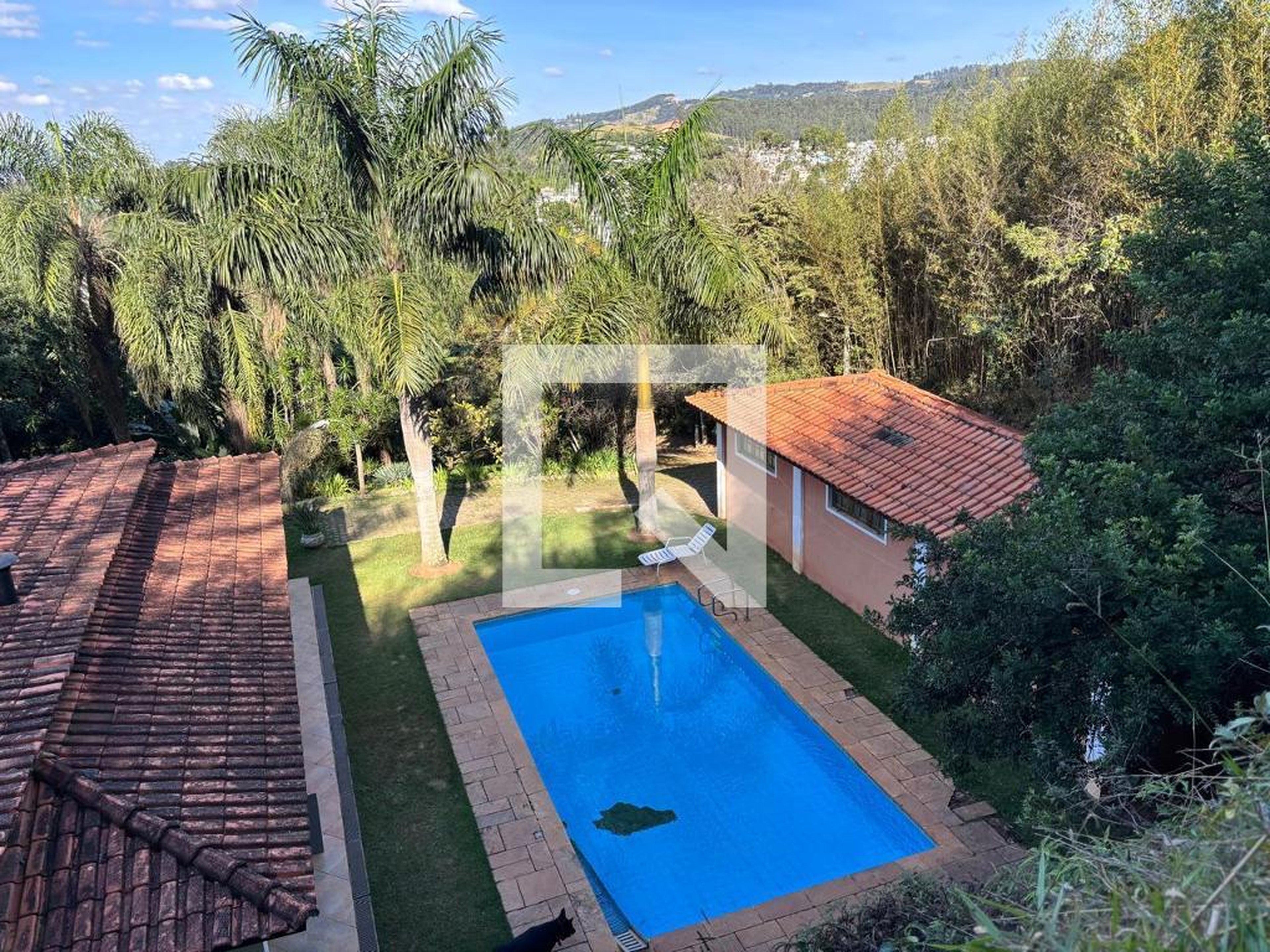Piscina Condomínio em Rua Tiradentes, 383