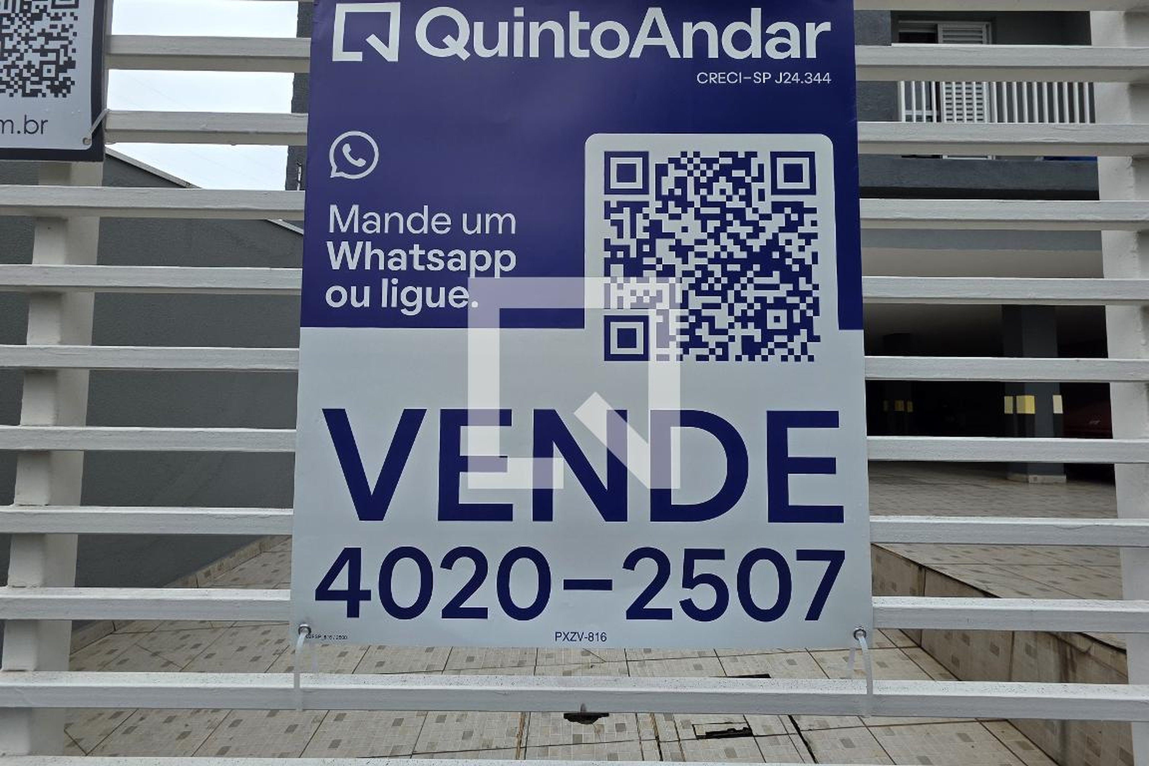 Fachada Condomínio em Rua Ramalho Ortigão, 21