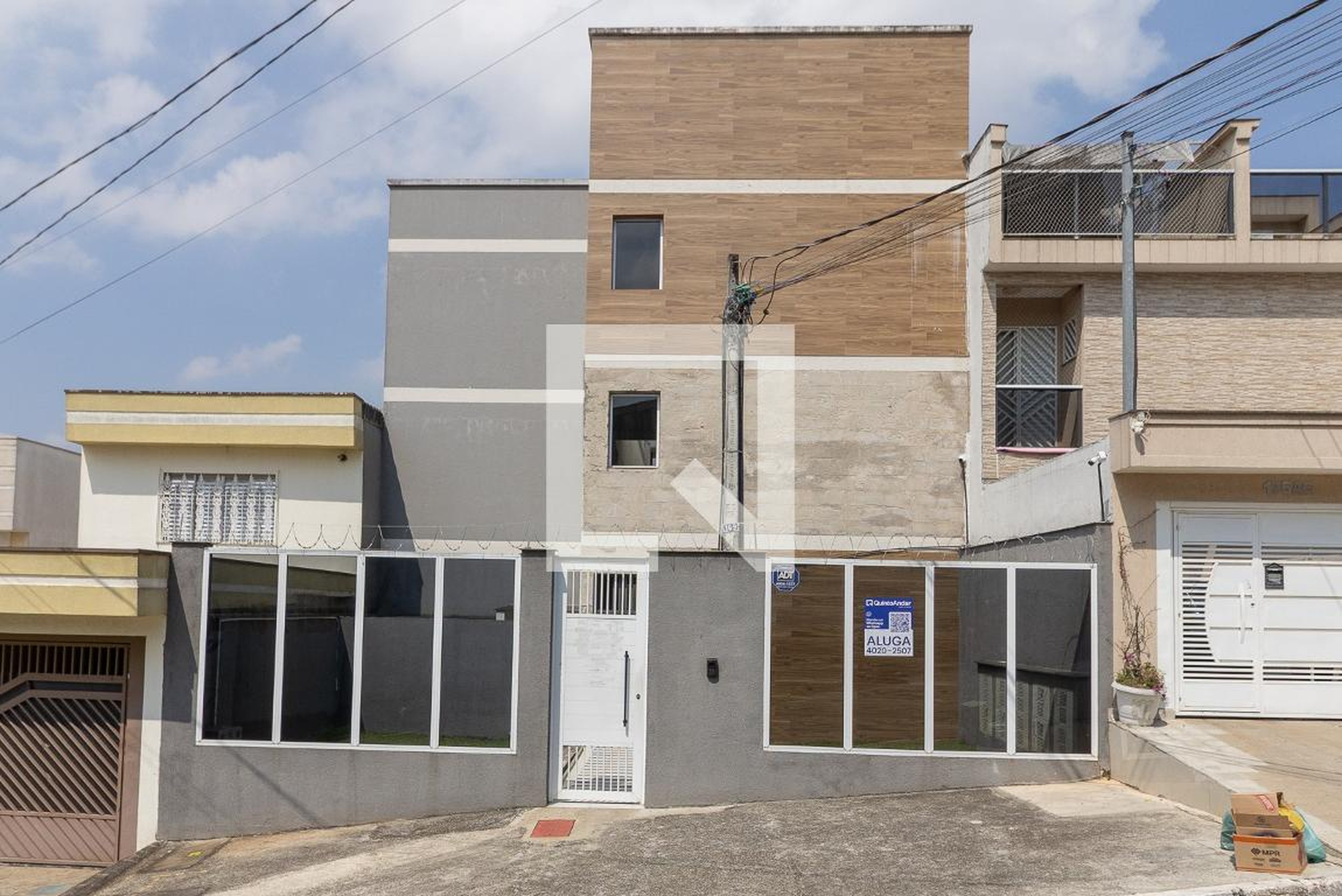 Fachada Condomínio em Rua Salgueiro, 169