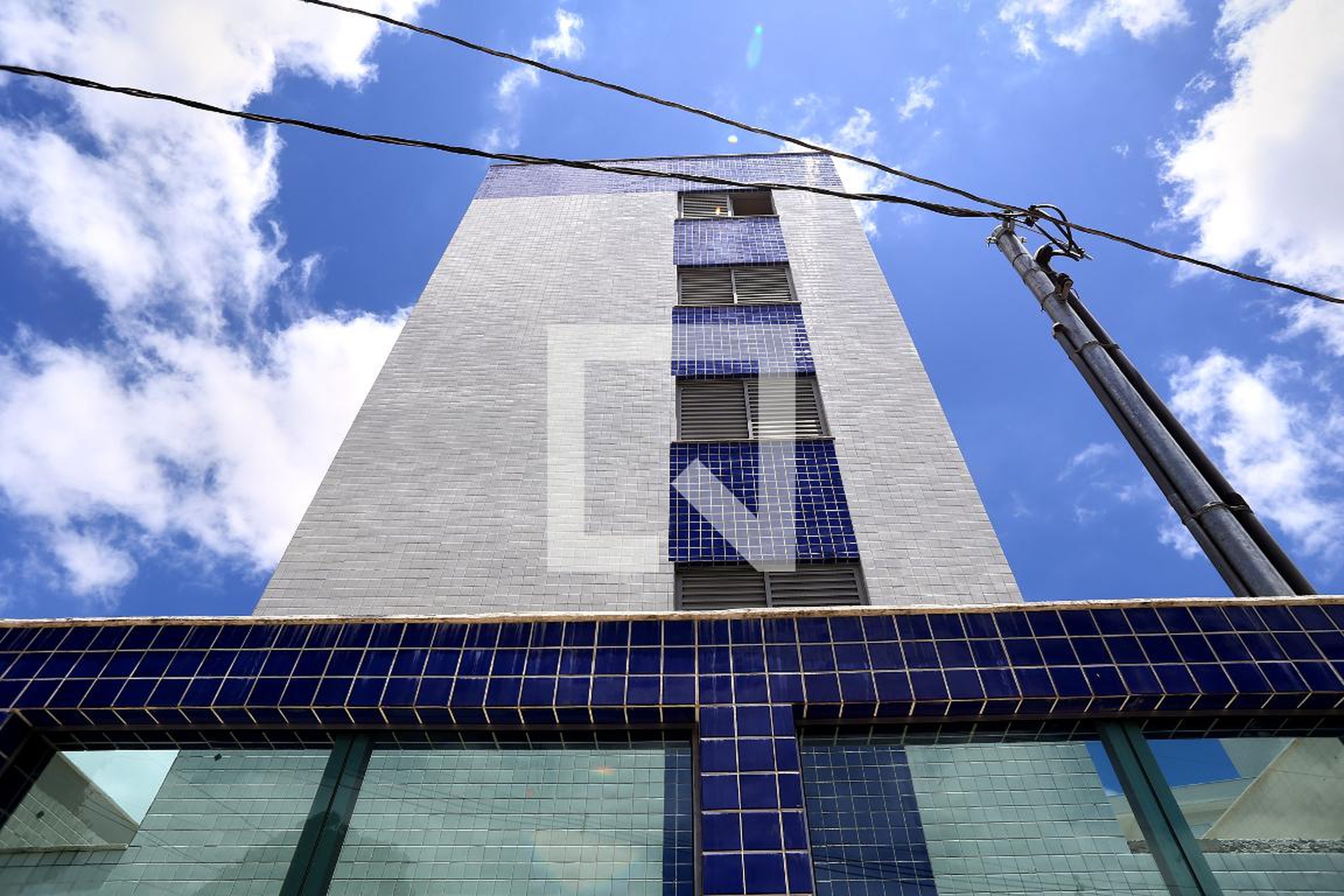 Fachada Condomínio em Rua Carmésia, 311