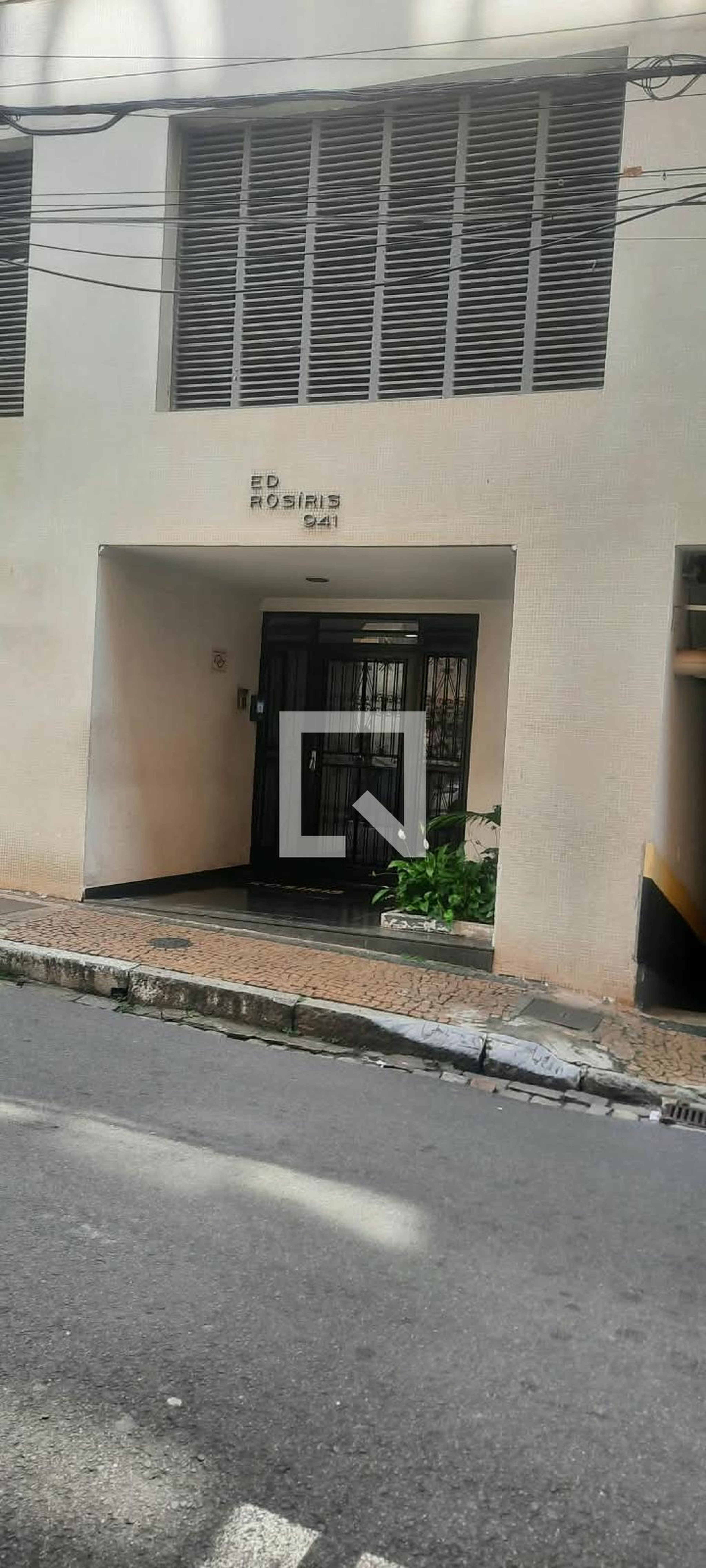 Fachada do Prédio Condomínio em Rua Doutor Quirino, 941
