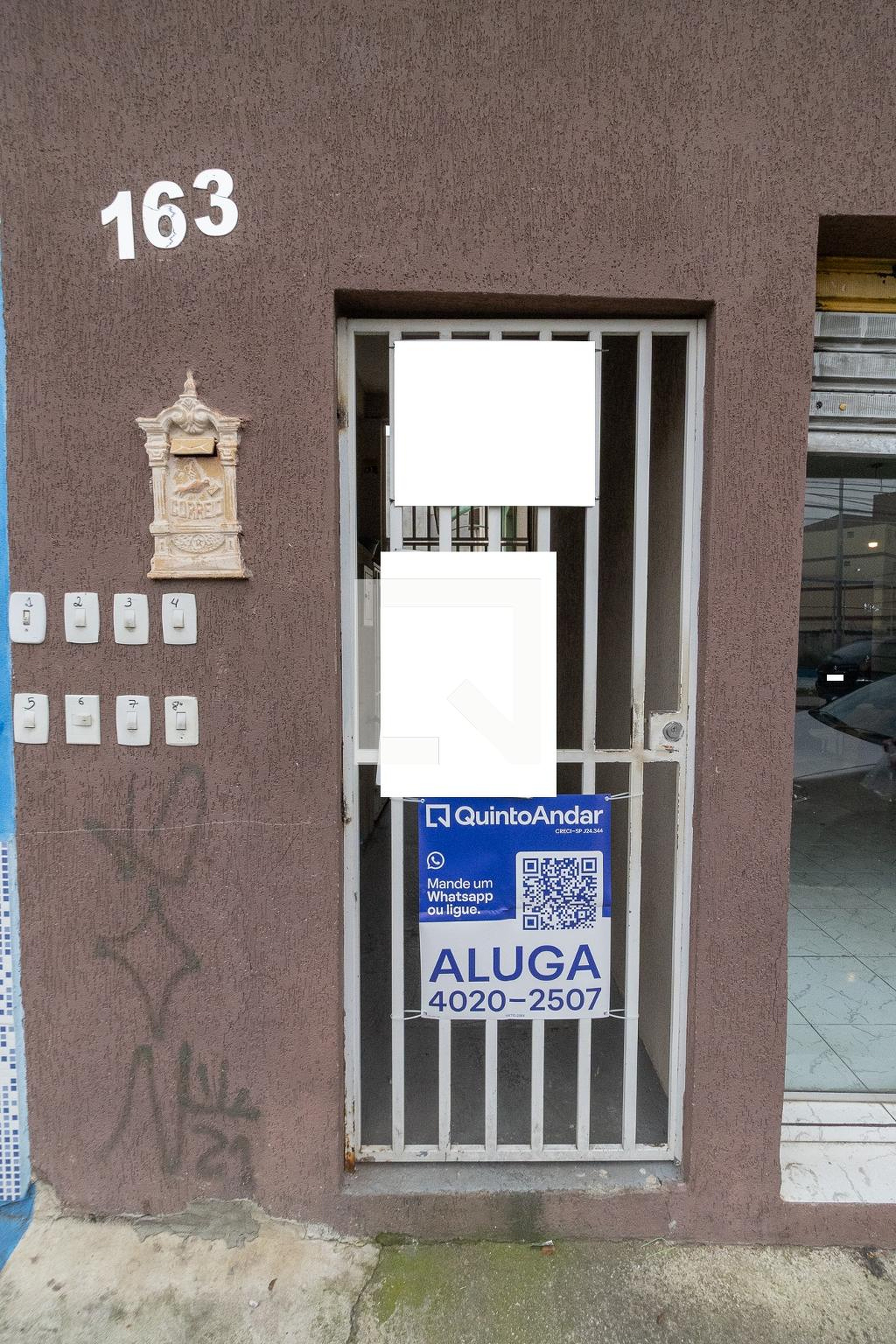 Fachada Condomínio em Rua Pedreira de Magalhães, 163