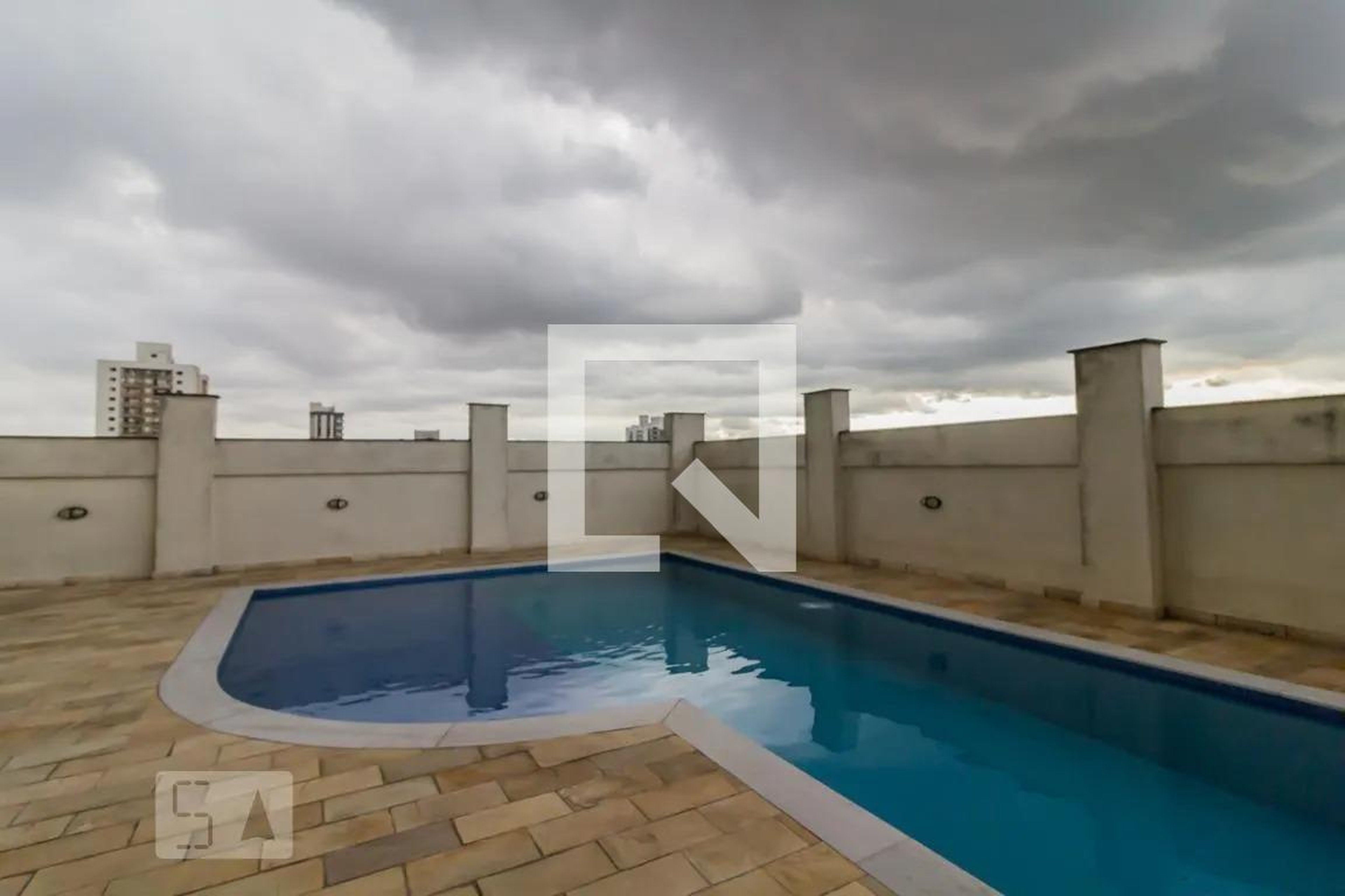 Piscina - Edifício Rosa Ville