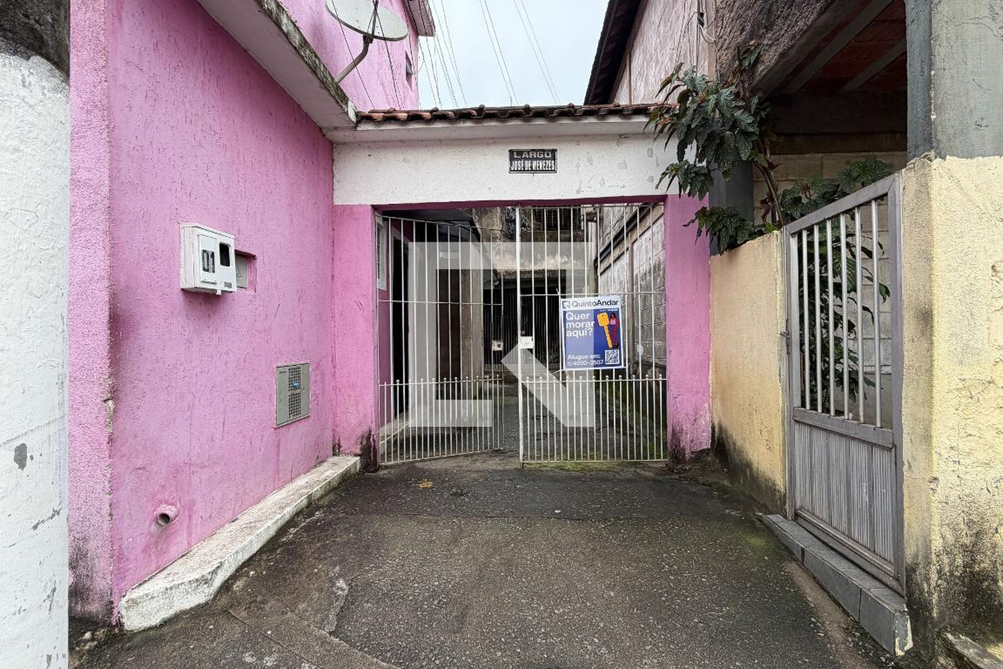 Fachada Condomínio em Largo José Vicente de Menezes Filho, 7
