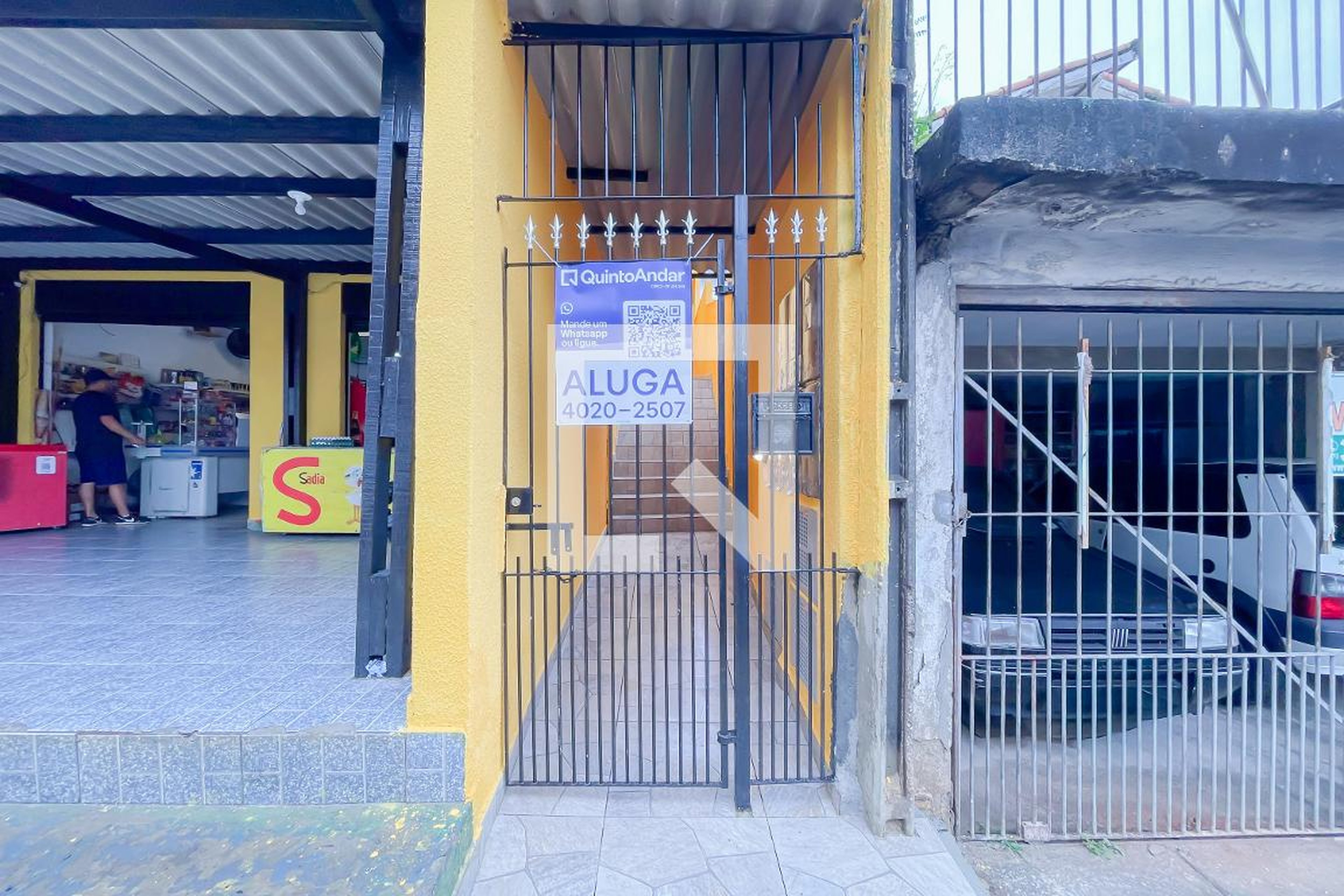 Fachada Condomínio em Rua Antônio Rinaldi, 67