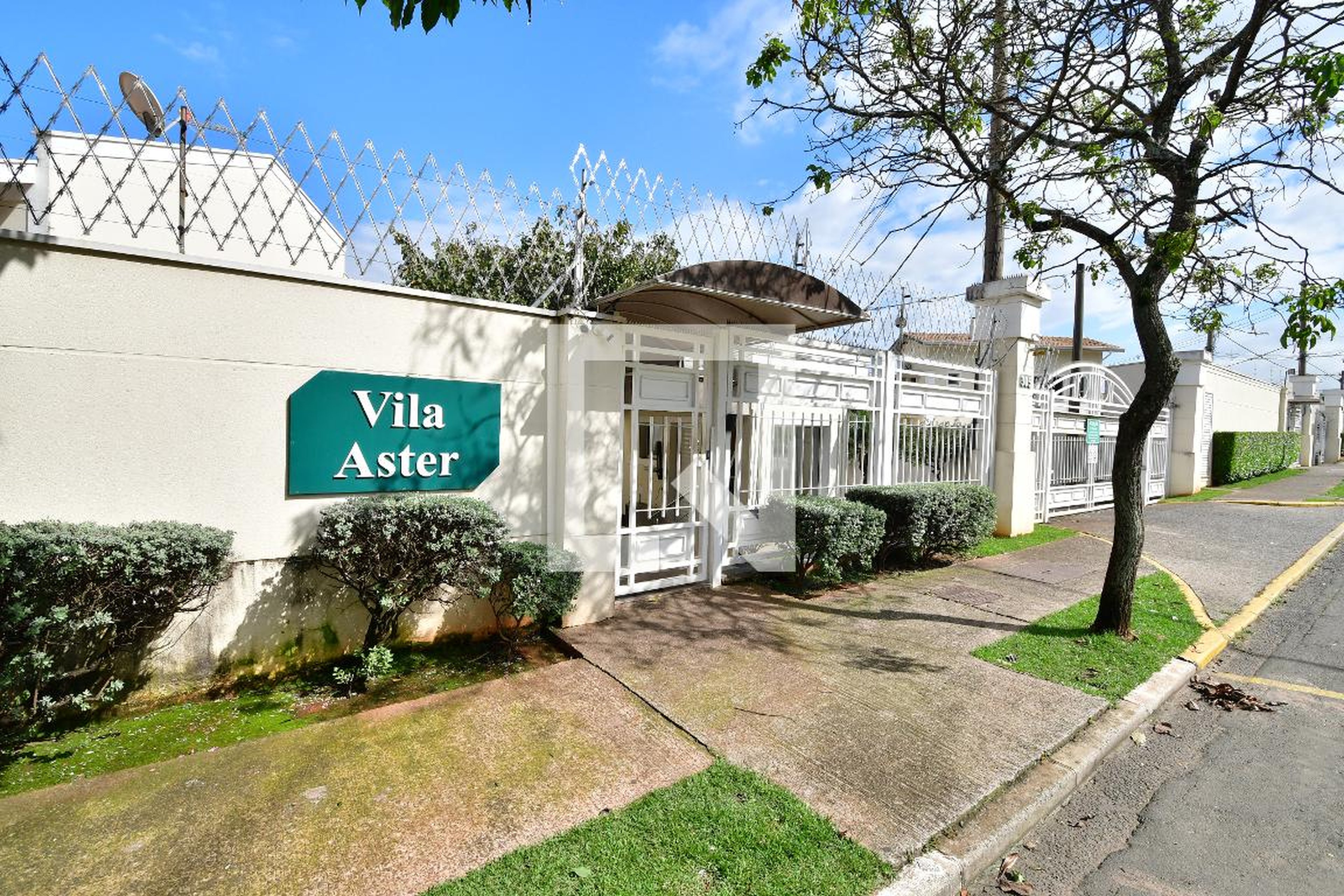 Fachada Condomínio Vila Aster