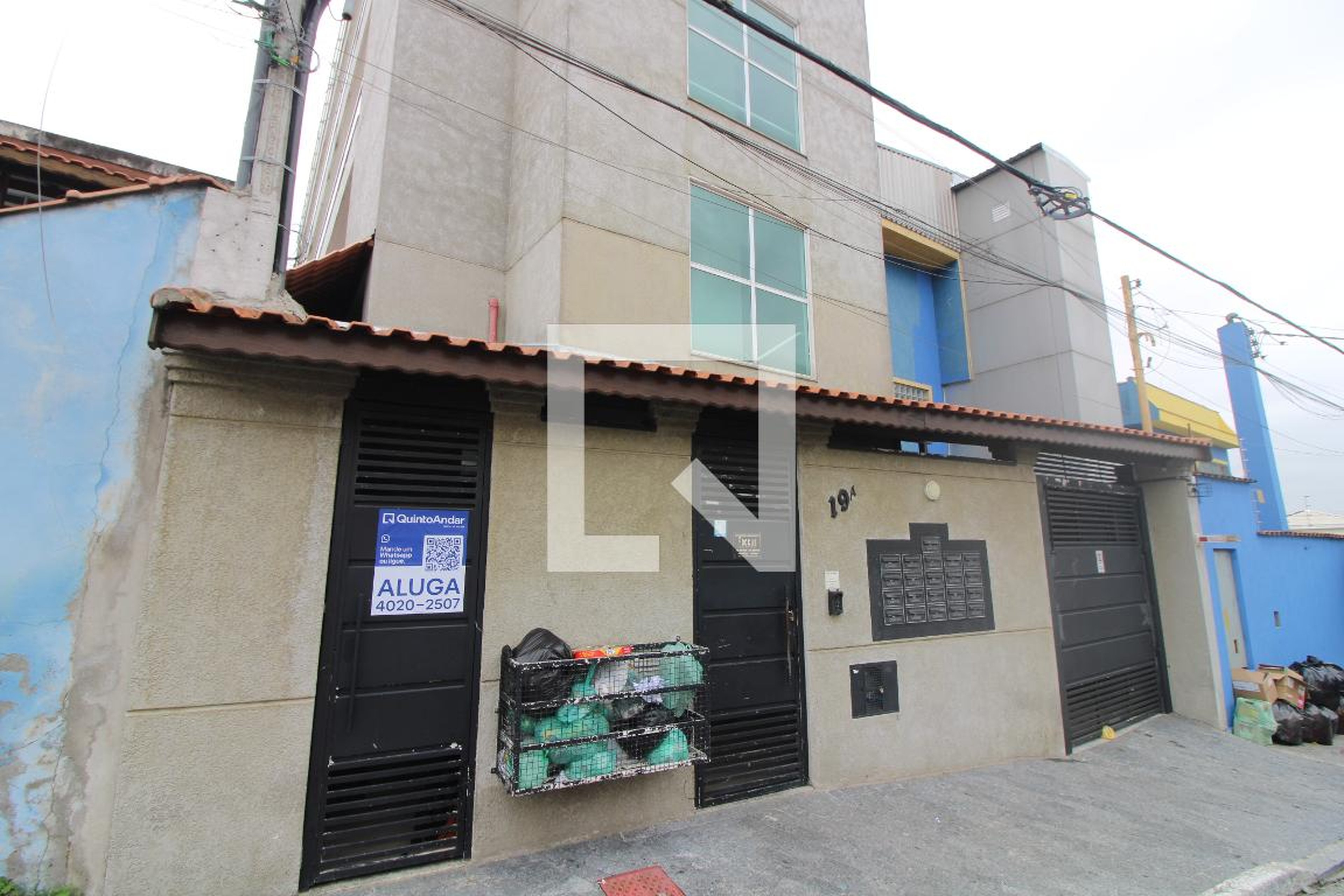 Fachada Condomínio em Rua Engenheiro Plínio Adams, 119