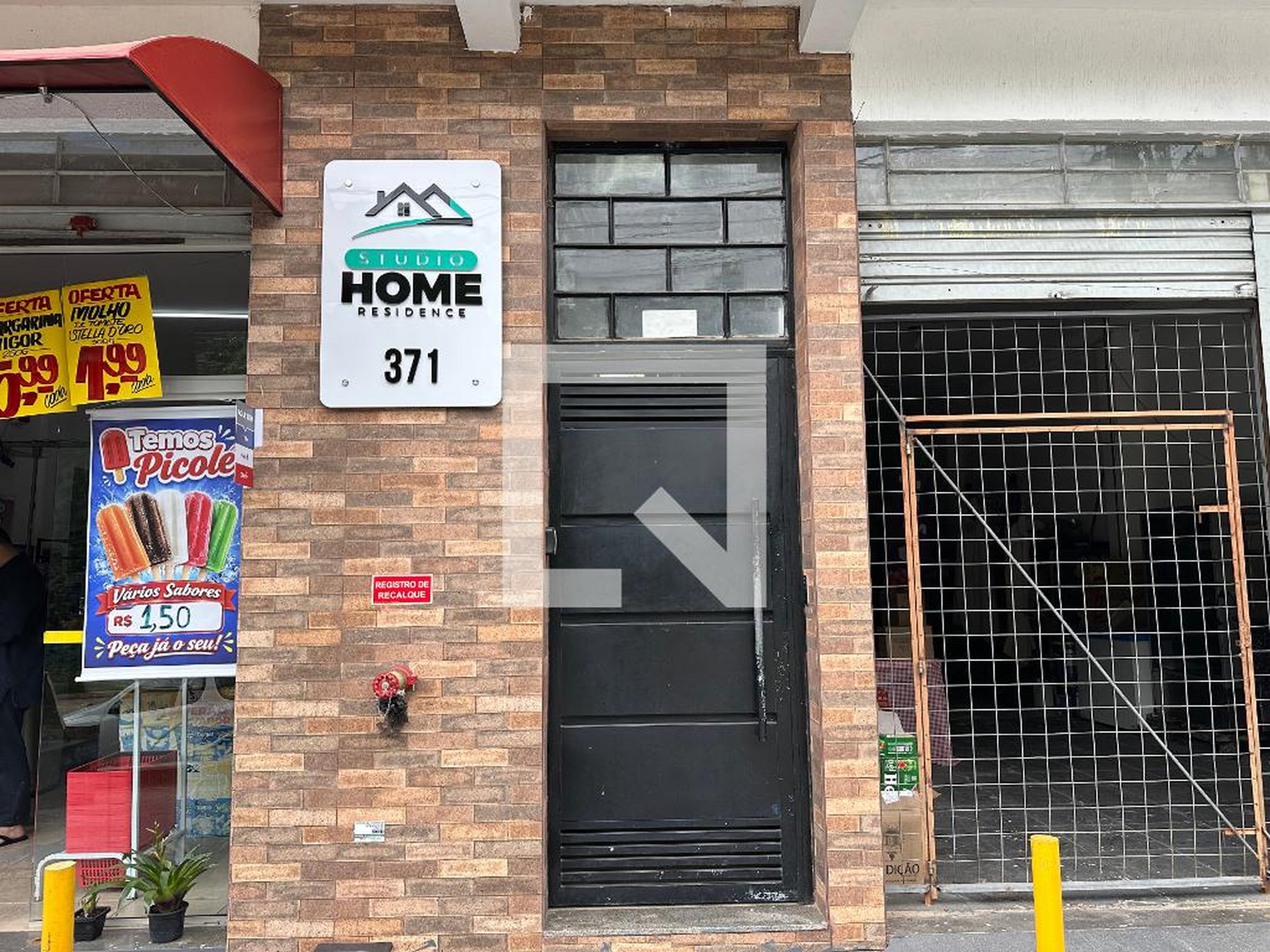 Fachada Condomínio Studio Home Residence