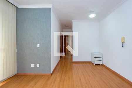 Sala de apartamento à venda com 3 quartos, 80m² em Alto Caiçaras, Belo Horizonte