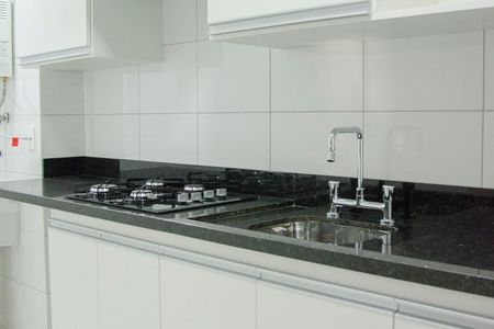 Cozinha de apartamento à venda com 2 quartos, 60m² em Harmonia, Canoas