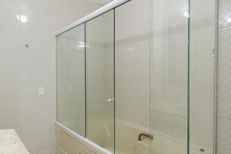 Banheiro de apartamento à venda com 1 quarto, 55m² em Assunção, São Bernardo do Campo