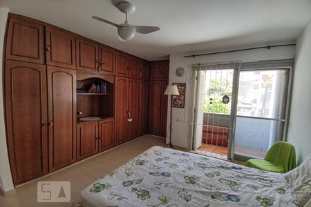 Dormitório 2 de casa à venda com 4 quartos, 270m² em Centro, São Leopoldo