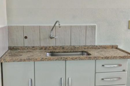 Cozinha de apartamento à venda com 2 quartos, 56m² em Parque Residencial Vila União, Campinas