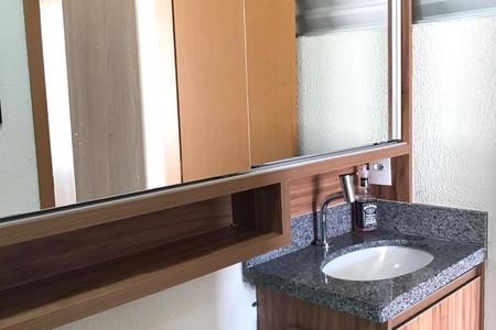 Banheiro da Suite de apartamento para alugar com 2 quartos, 64m² em Jardim Atlântico, Goiânia