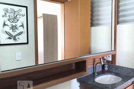 Banheiro da Suite de apartamento para alugar com 2 quartos, 64m² em Jardim Atlântico, Goiânia