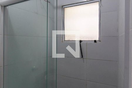 Banheiro de apartamento à venda com 1 quarto, 36m² em Vila Carrão, São Paulo