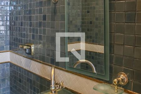 Lavabo de apartamento à venda com 2 quartos, 127m² em Perdizes, São Paulo
