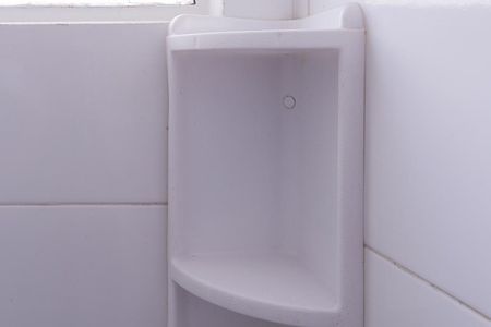 Banheiro de kitnet/studio à venda com 1 quarto, 20m² em Água Branca, São Paulo