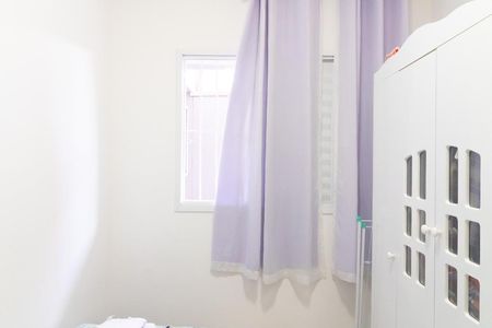 Quarto 1 de casa de condomínio à venda com 2 quartos, 38m² em Parque das Paineiras, São Paulo