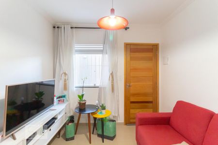 Sala de casa de condomínio à venda com 2 quartos, 38m² em Parque das Paineiras, São Paulo