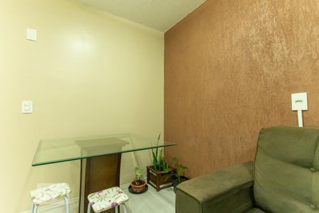 Sala de apartamento à venda com 2 quartos, 43m² em Mato Grande, Canoas